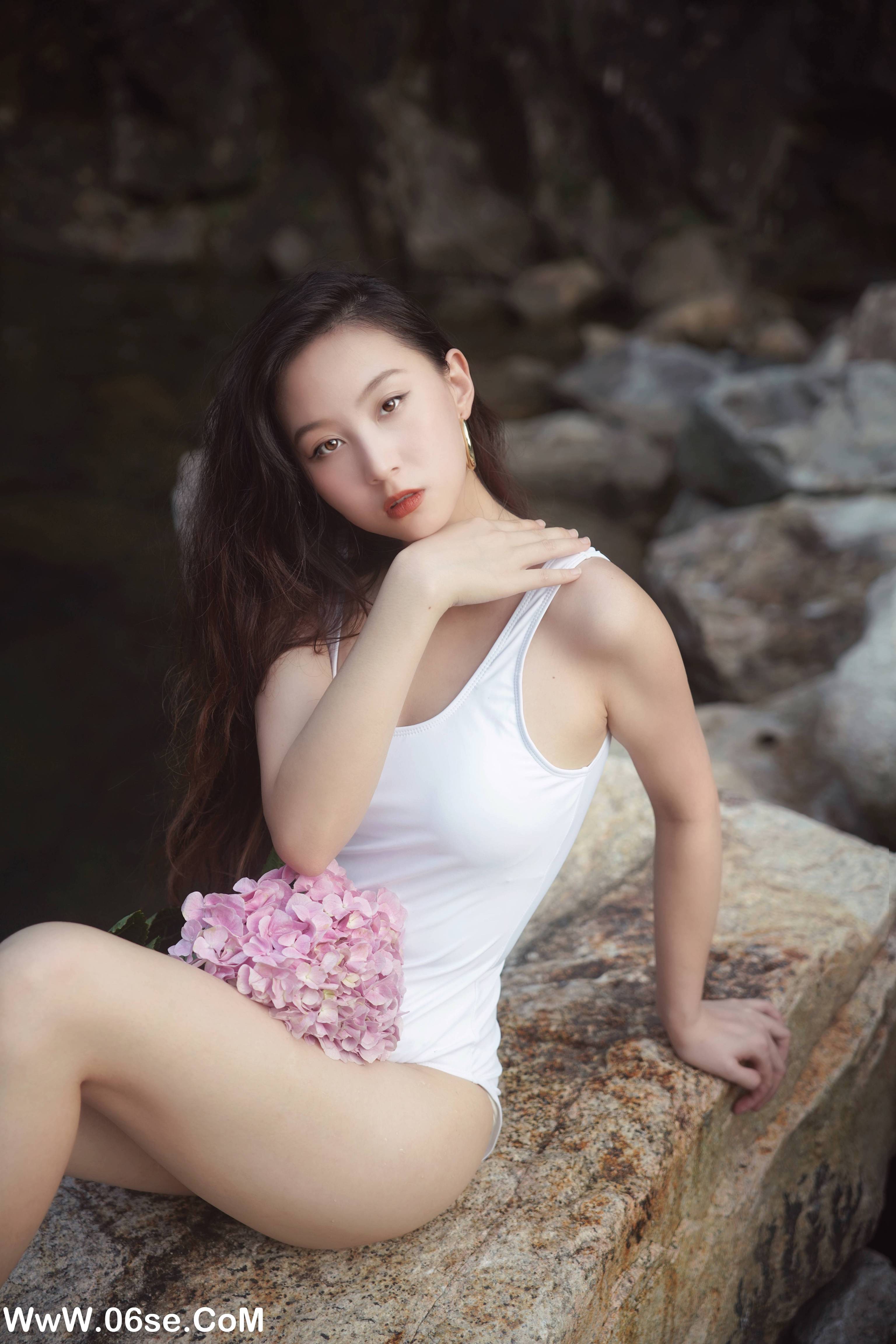 图片[4]-[YITUYU艺图语]2022.10.31 水中的绣球花 土土[37+1P／420MB]-六色网