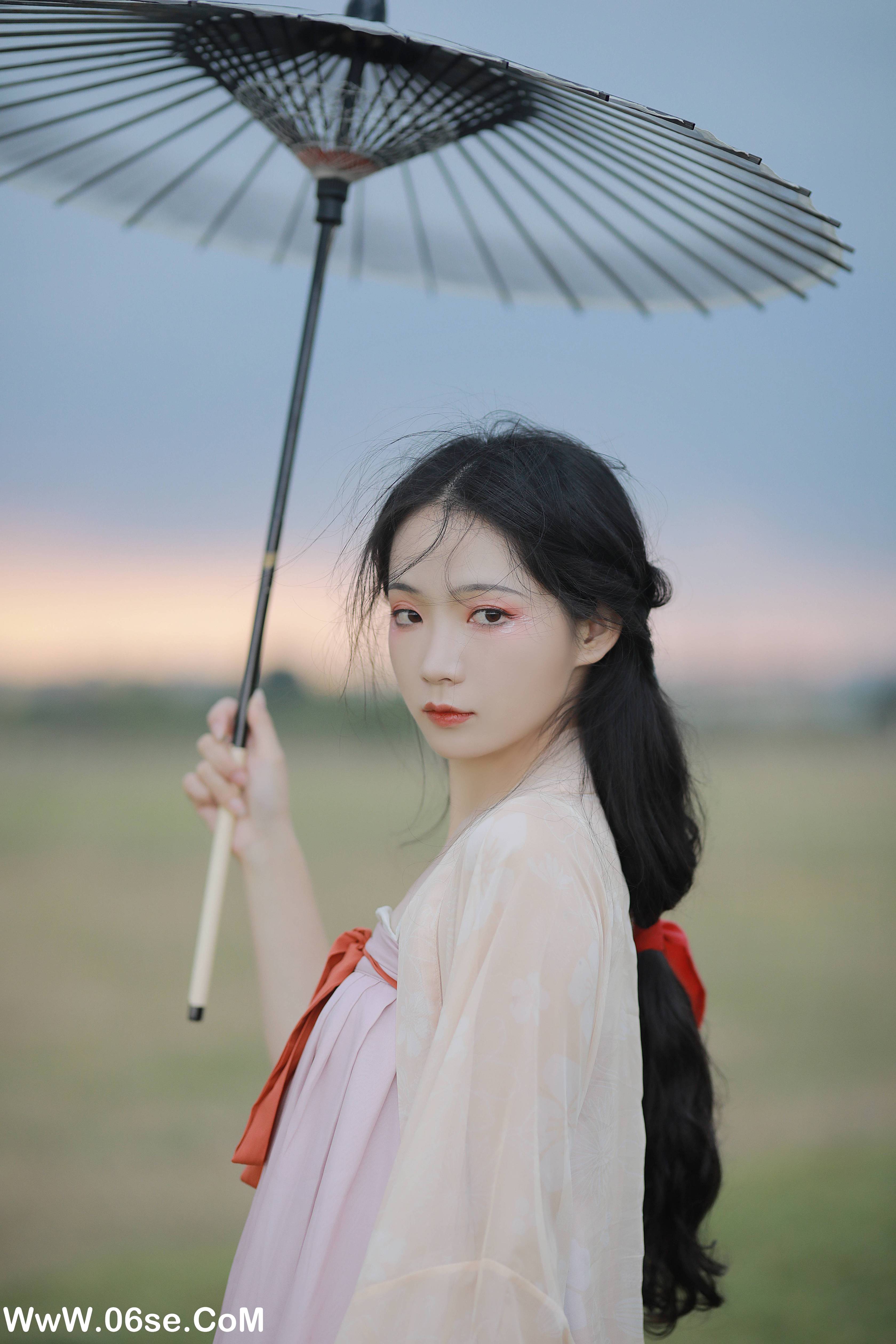图片[10]-[YITUYU艺图语]2022.09.26 不归客 落花人独立[33+1P／630MB]-六色网