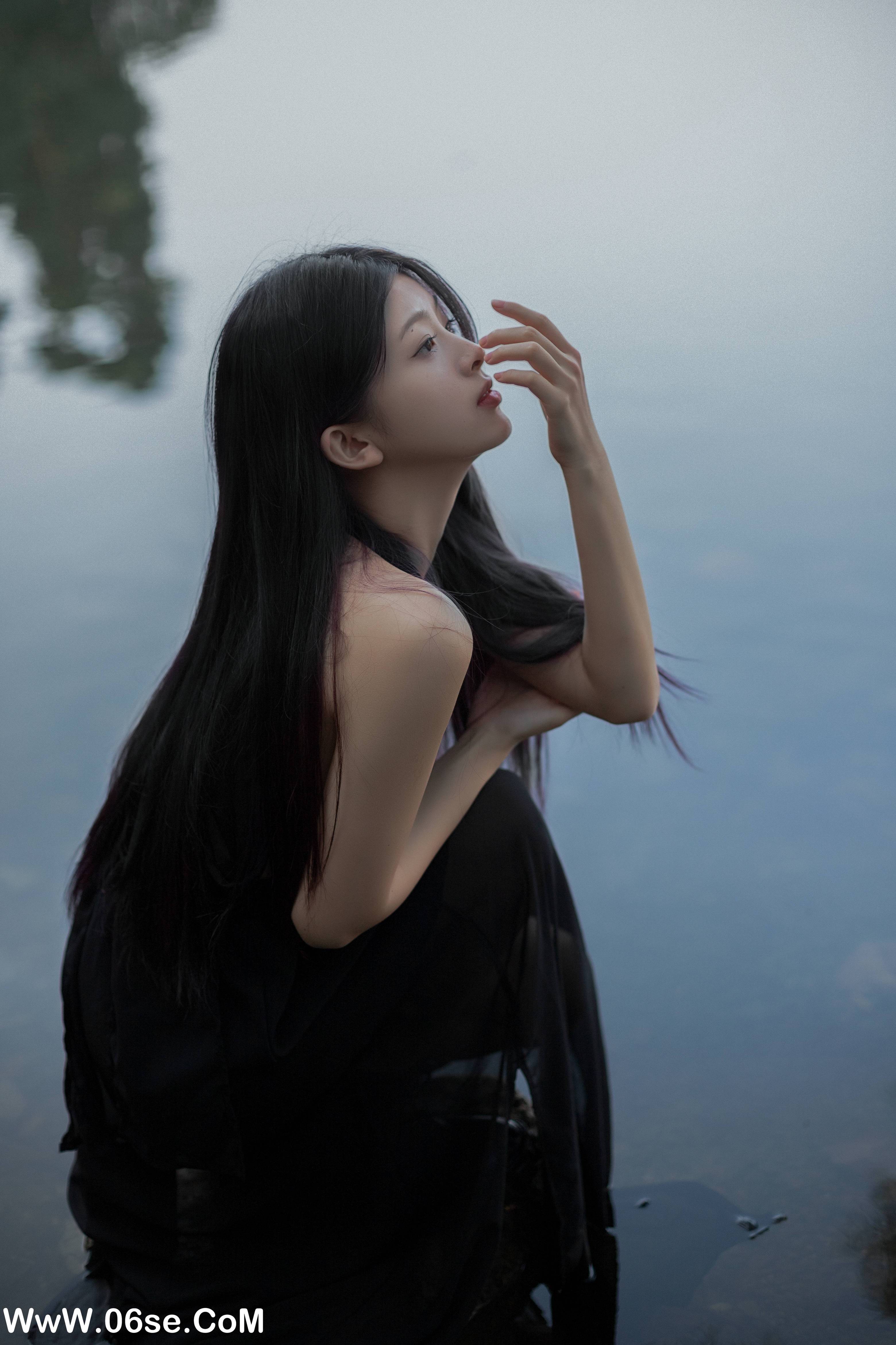图片[12]-[YITUYU艺图语]2022.10.20 安静的绿 张张包[24+1P／440MB]-六色网