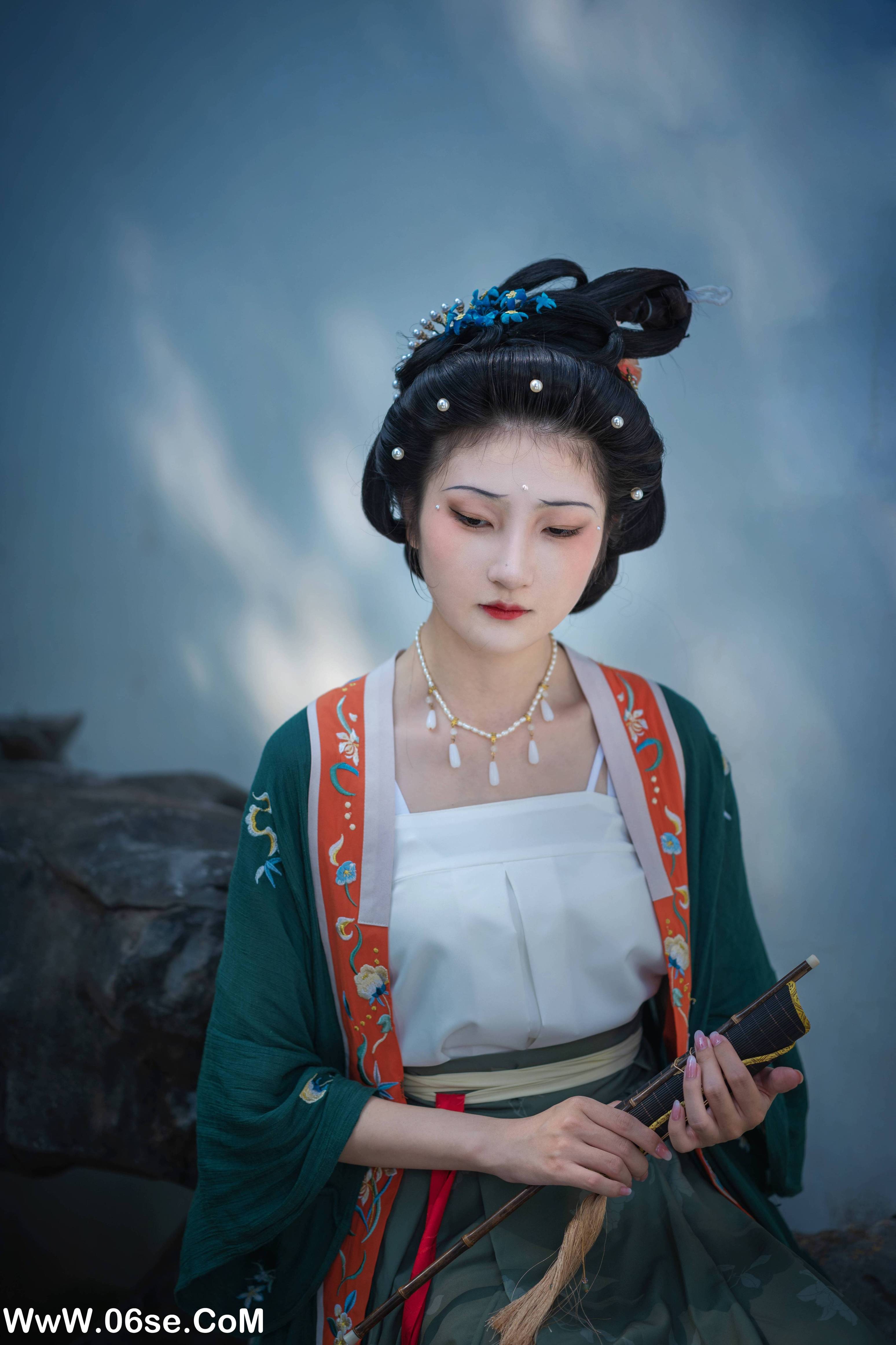 图片[3]-[YITUYU艺图语]2022.05.14 春日游园 朱婉婷23[23P-391.99 MB]-六色网
