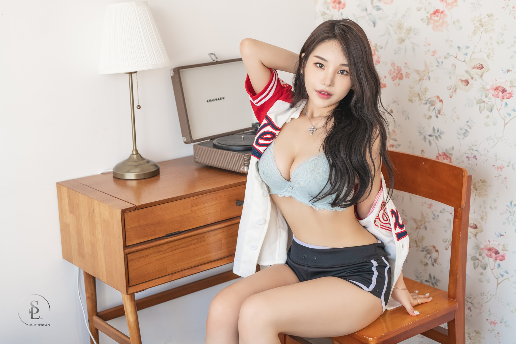 Zzyuri 쮸리, [SAINT Photolife] Homebody Set.01 5