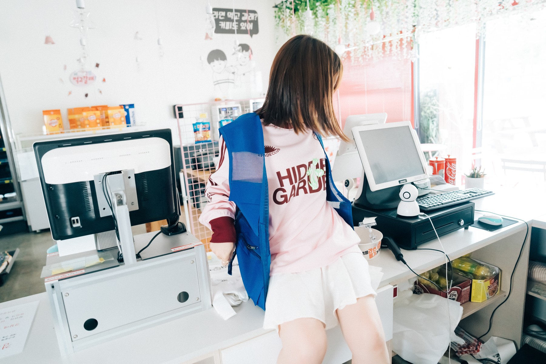 Han Yeri 한예리, [Loozy] Pocket Girl Alba Set.02 42