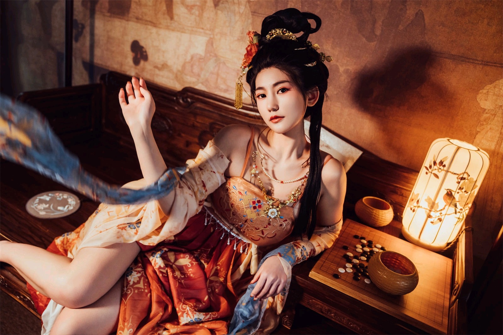 星澜是澜澜叫澜妹呀---宫廷春欲晚-90P1V-145MB-20240410g-04-10