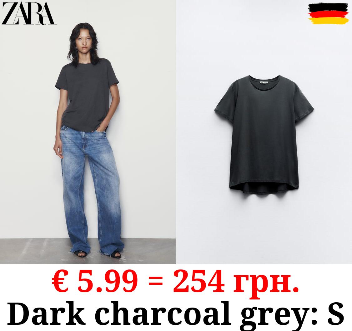 BASIC T-SHIRT WITH ASYMMETRIC HEM