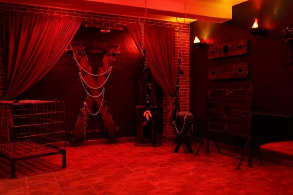 Красная комната это даркнет что такое даркнет фильм gydra