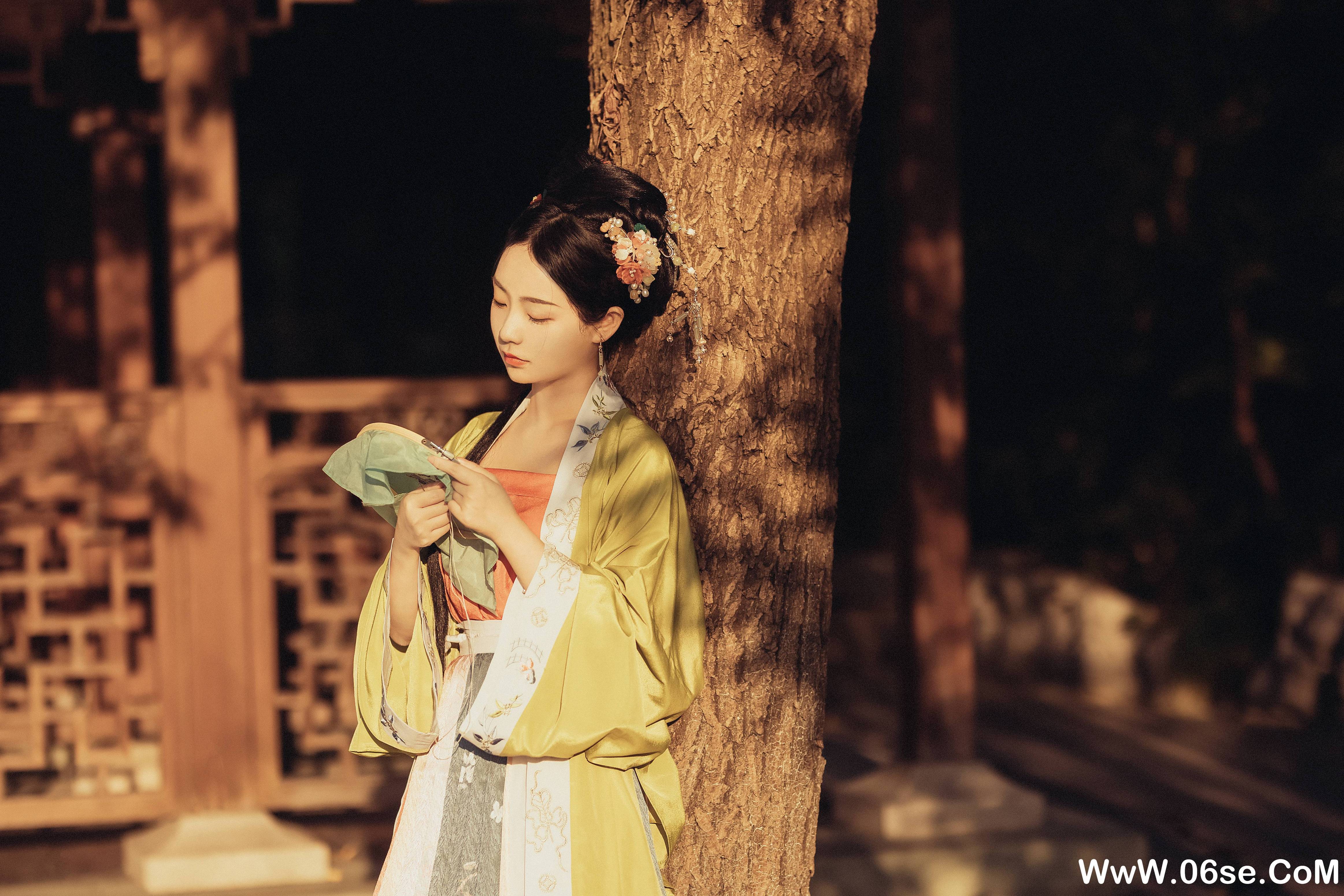 图片[4]-[YITUYU艺图语]2021.10.18 临江秋枫 Seven[36+1P／774MB]-六色网