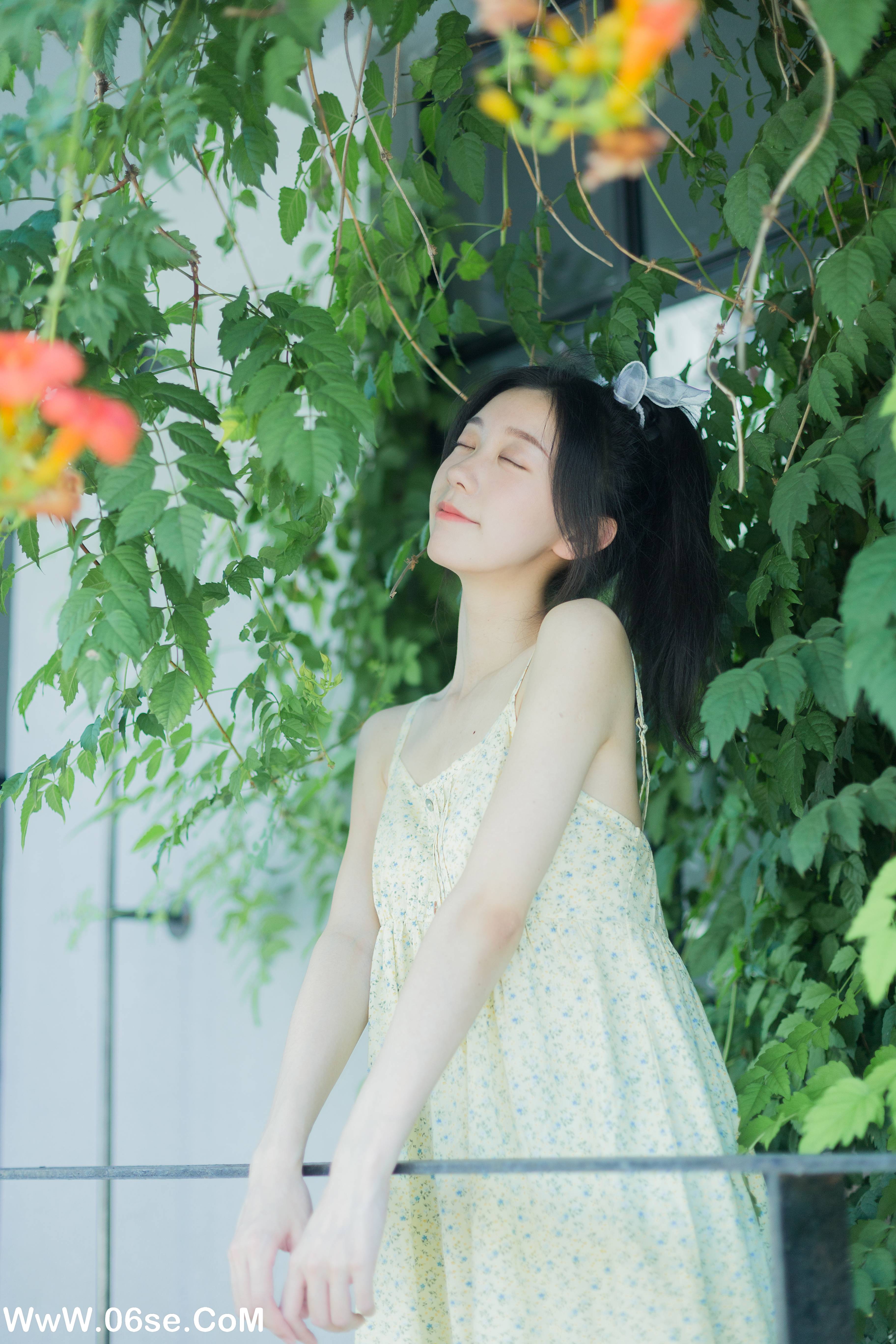 图片[12]-[YITUYU艺图语]2022.08.18 夏日凌霄 饲猫少女-[32+1P／311MB]-六色网