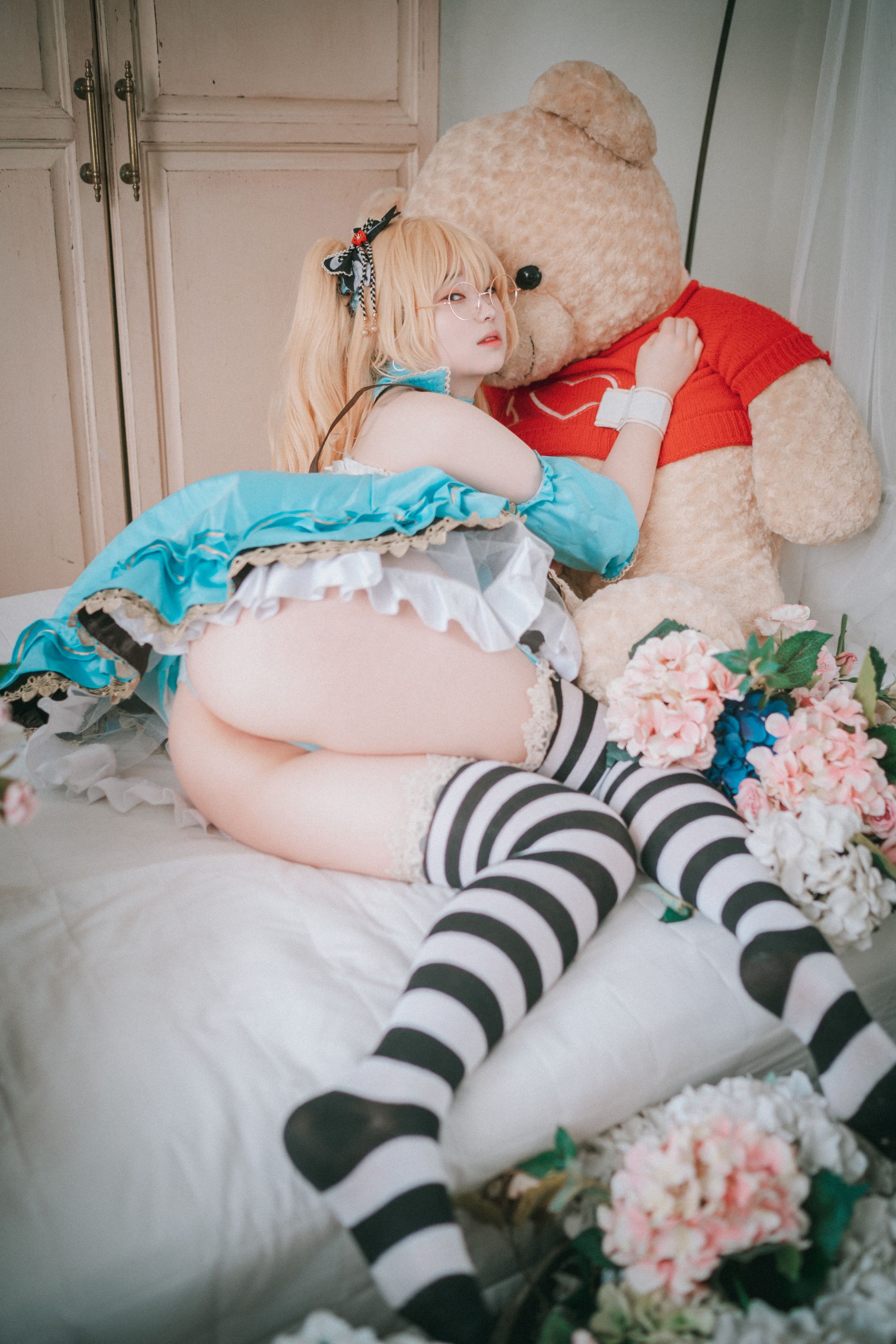 Bambi밤비-Alice in Glasses [48P] 19