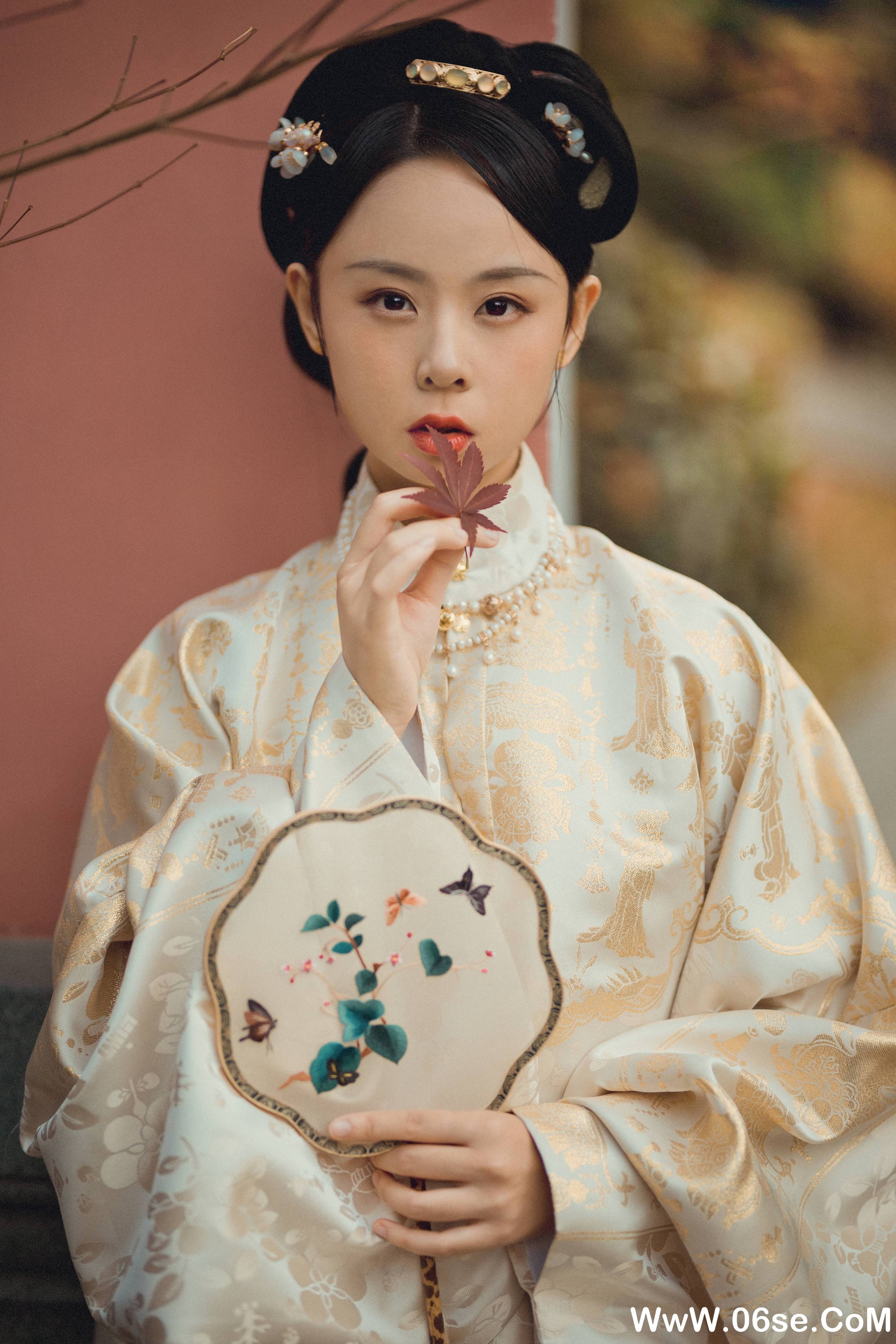 图片[10]-[YITUYU艺图语]2021.09.03 寻枫 冯友薇[28+1P／389MB]-六色网