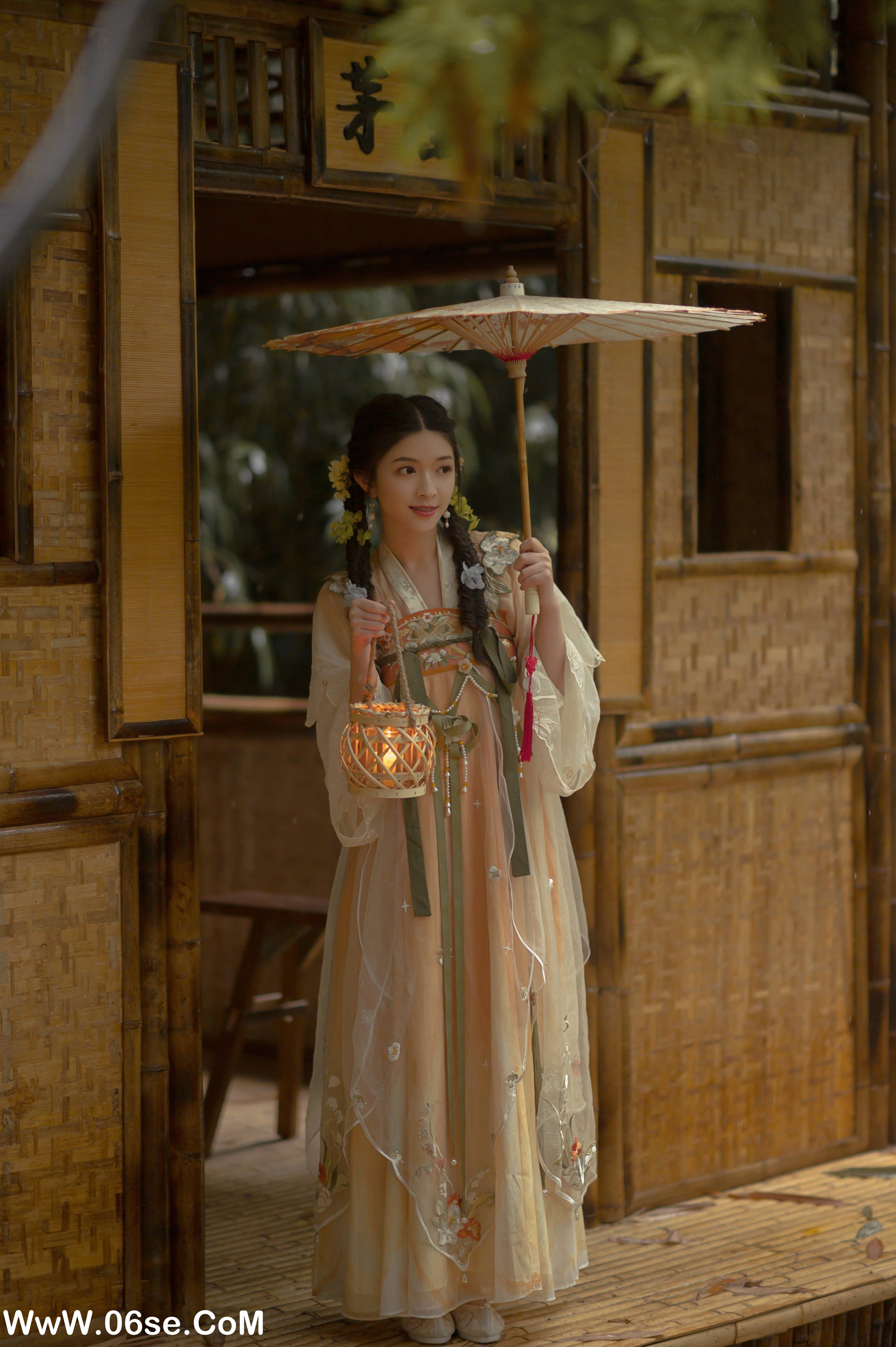 图片[26]-[YITUYU艺图语]2022.07.15 清雾雨 辛冉[29+1P／339MB]-六色网