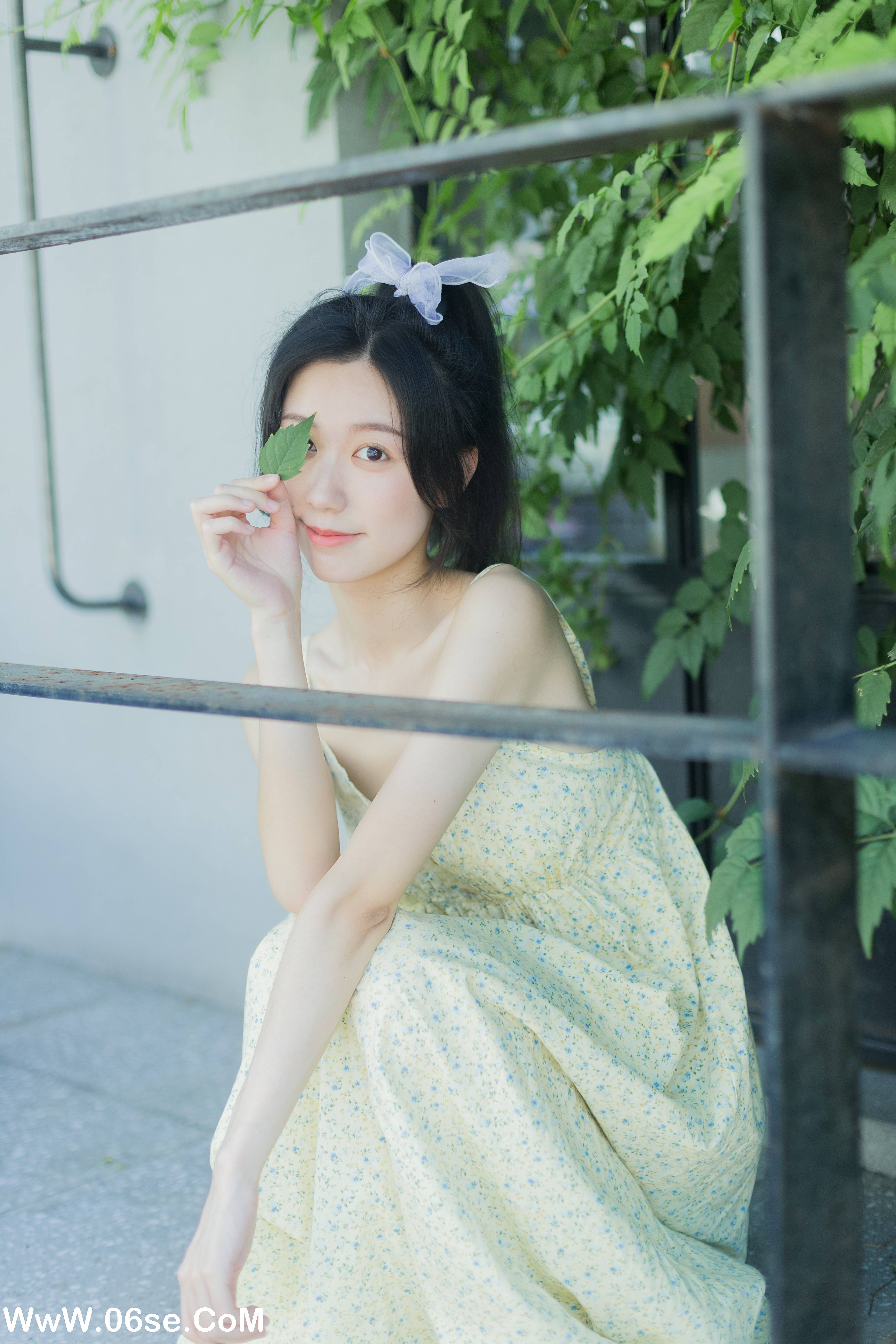 图片[16]-[YITUYU艺图语]2022.08.18 夏日凌霄 饲猫少女-[32+1P／311MB]-六色网