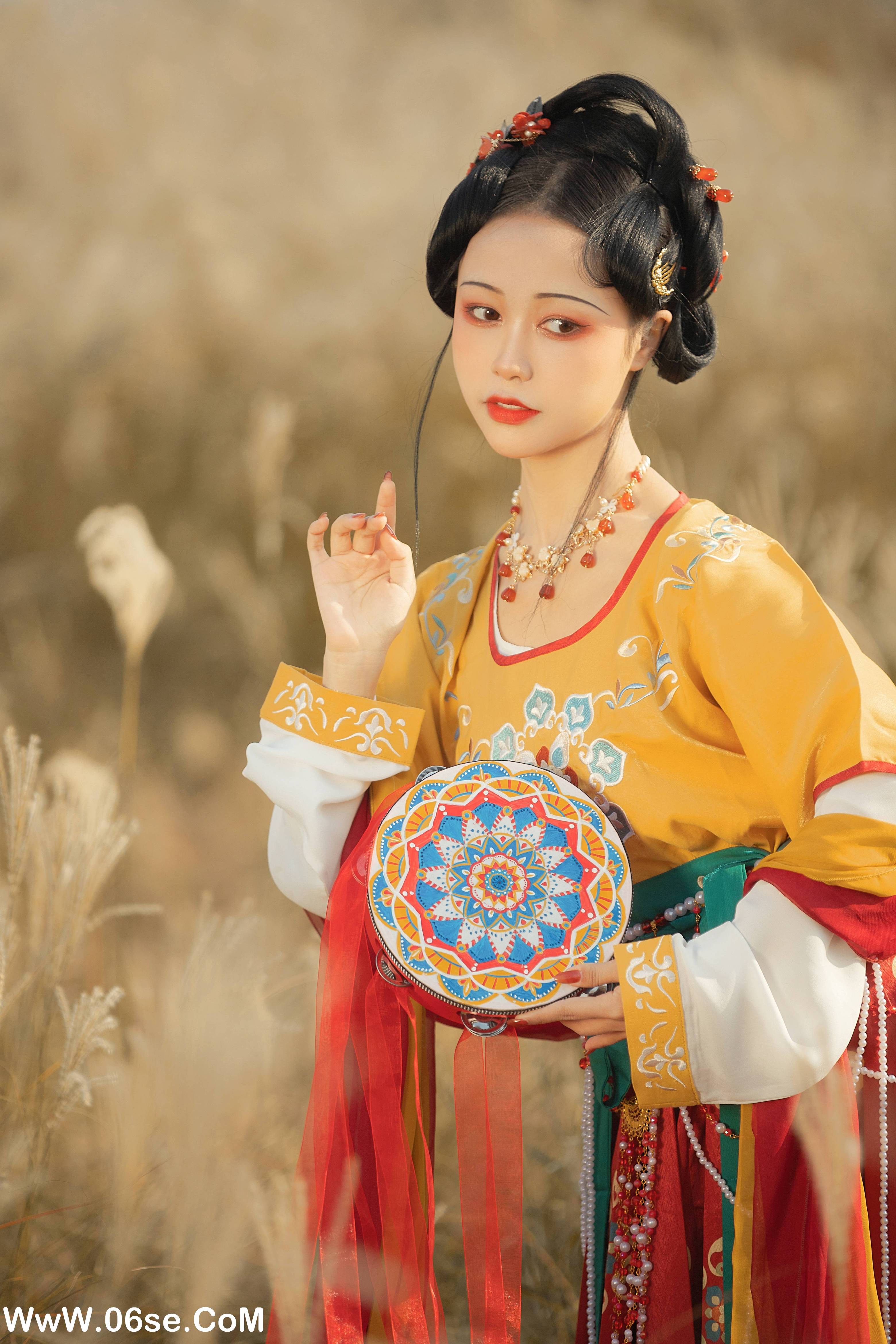 图片[9]-[YITUYU艺图语]2022.08.18 萋萋 梨一依[22+1P／287MB]-六色网