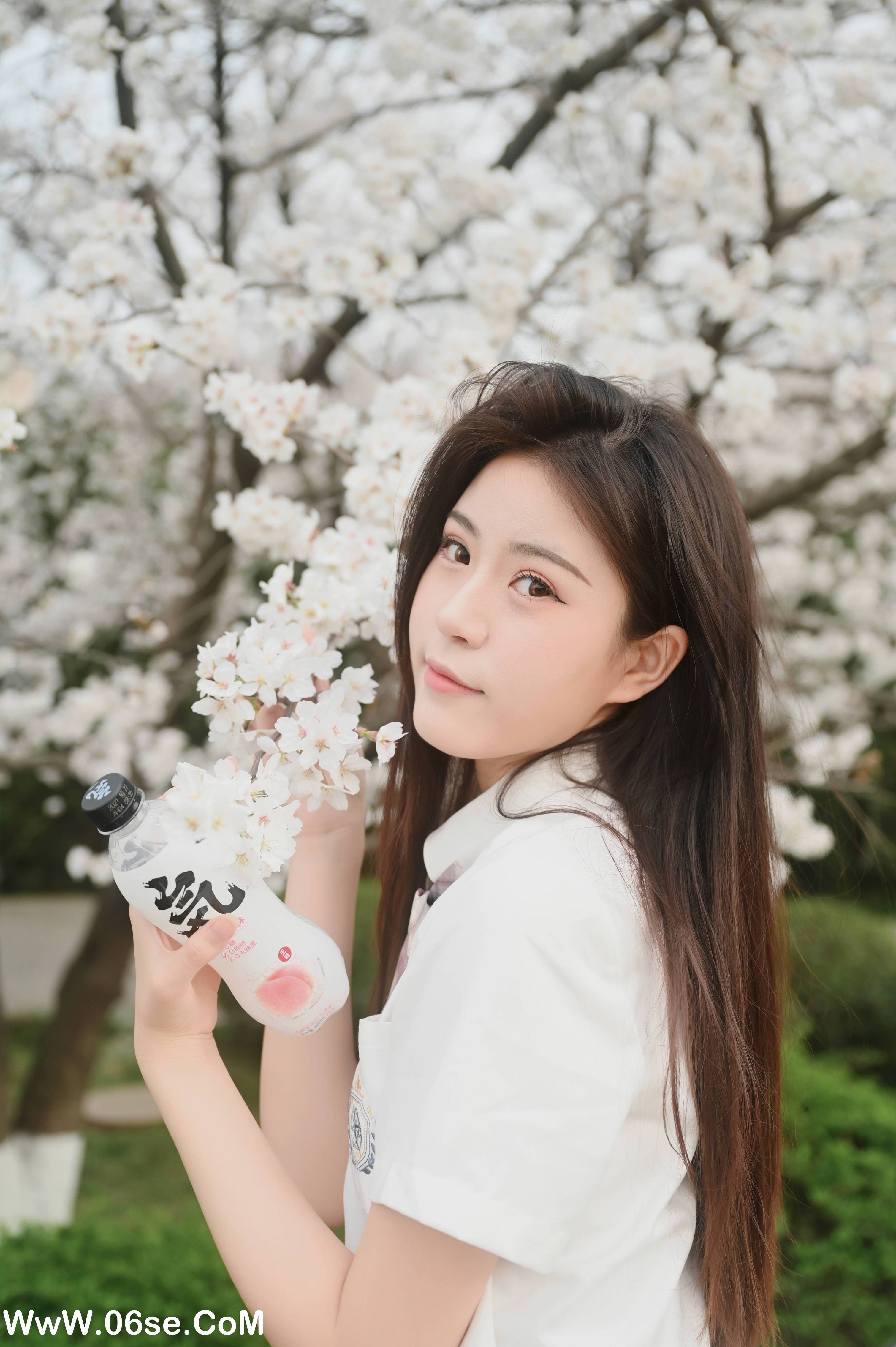 图片[4]-[YITUYU艺图语]2022.10.17 樱花色的天空下 琪琪[28+1P／269MB]-六色网