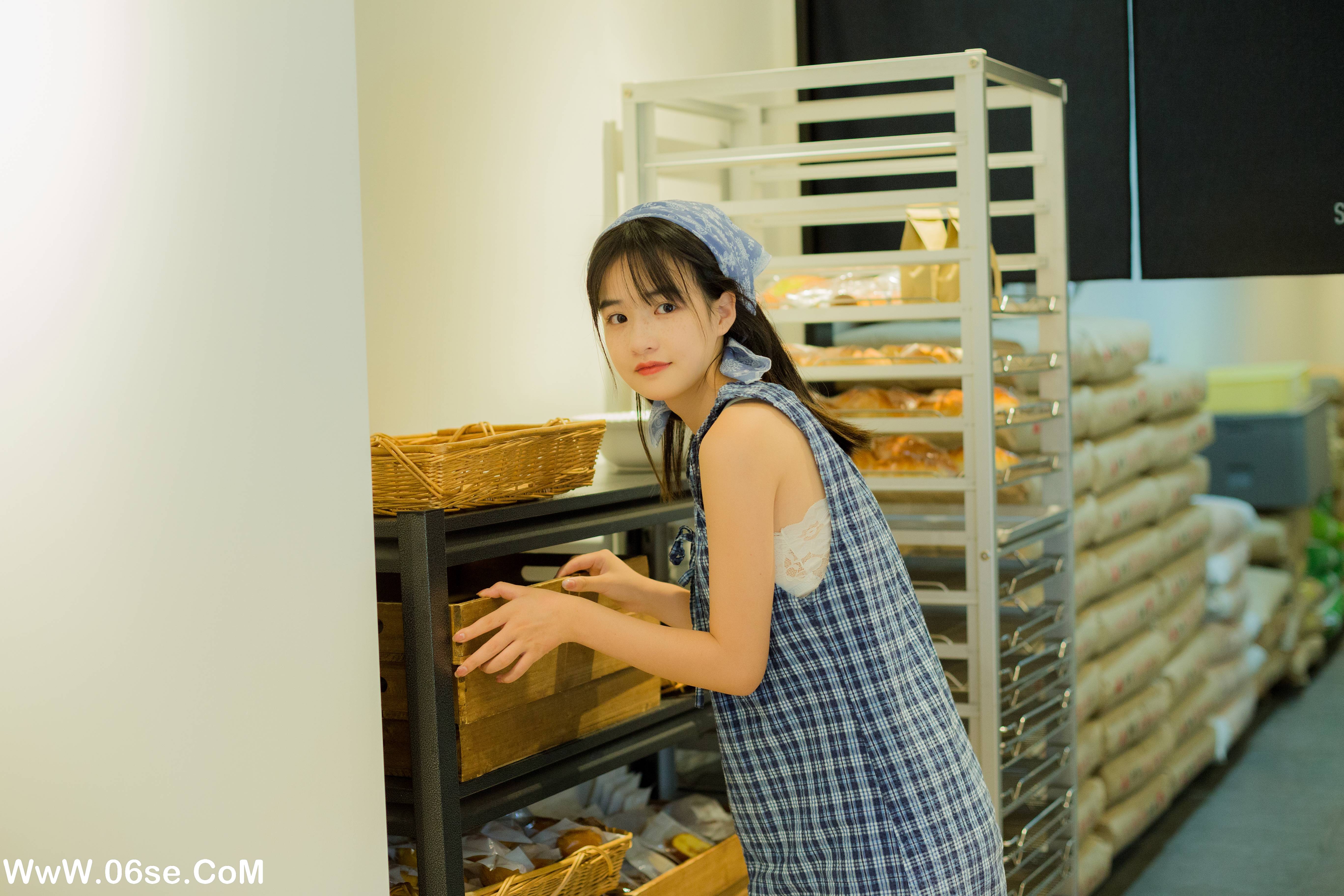 图片[29]-[YITUYU艺图语]2022.10.17 面包店打工日 小怡妹妹cute[33+1P／433MB]-六色网