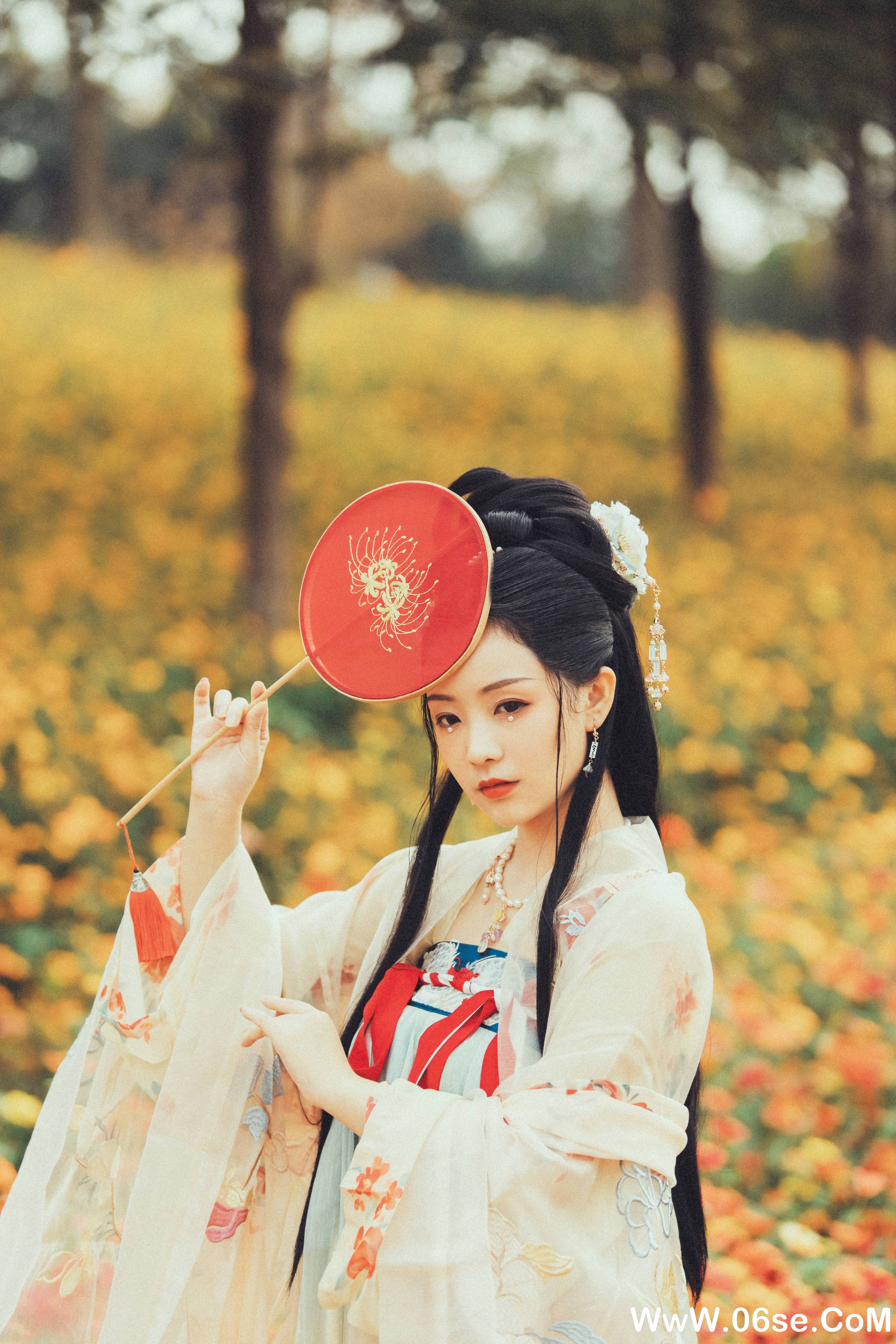 图片[12]-[YITUYU艺图语]2021.10.16 花期未央 Seven[37+1P／601MB]-六色网