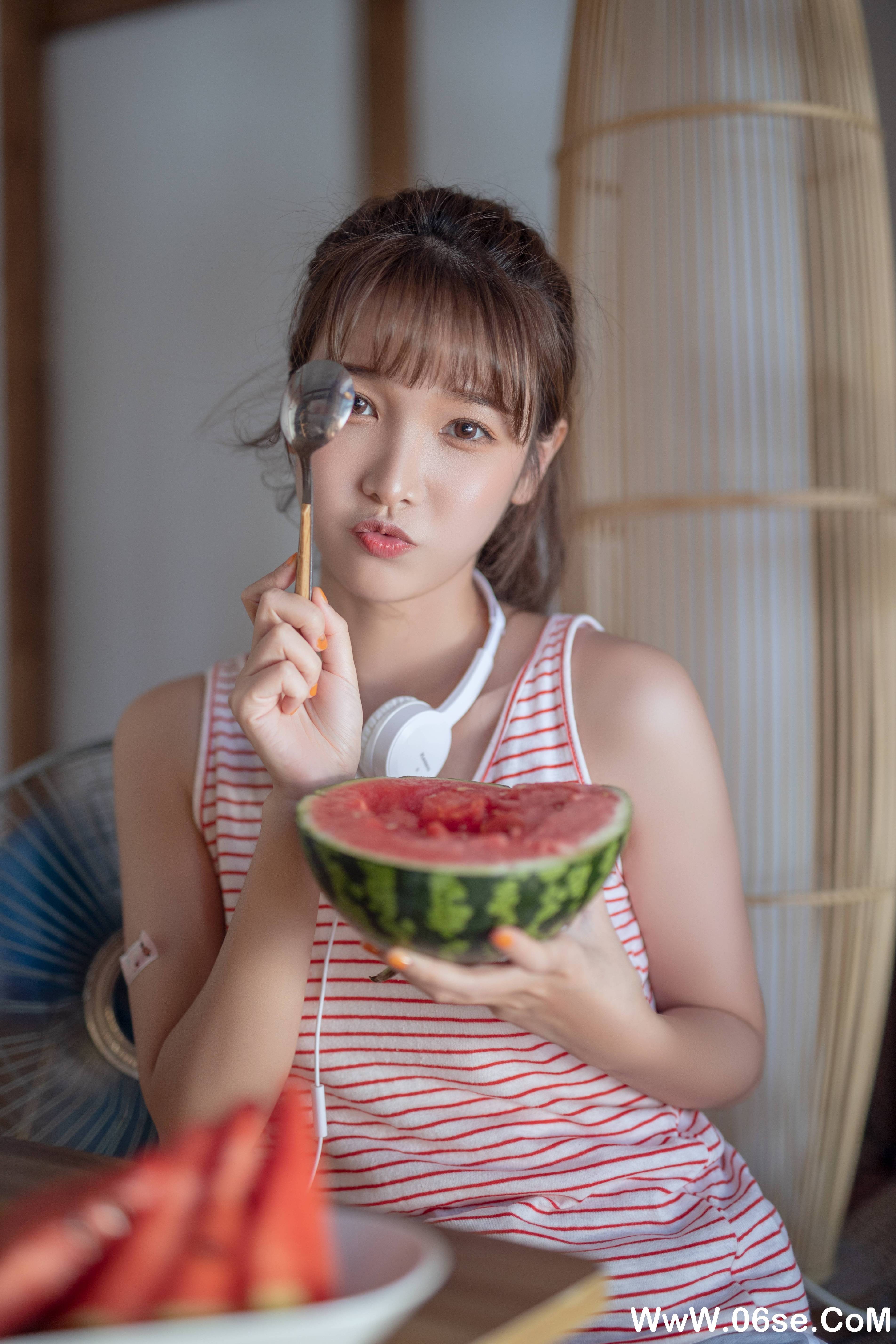 图片[9]-[YITUYU艺图语]2021.08.13 西瓜少女 湘湘[24+1P／217MB]-六色网