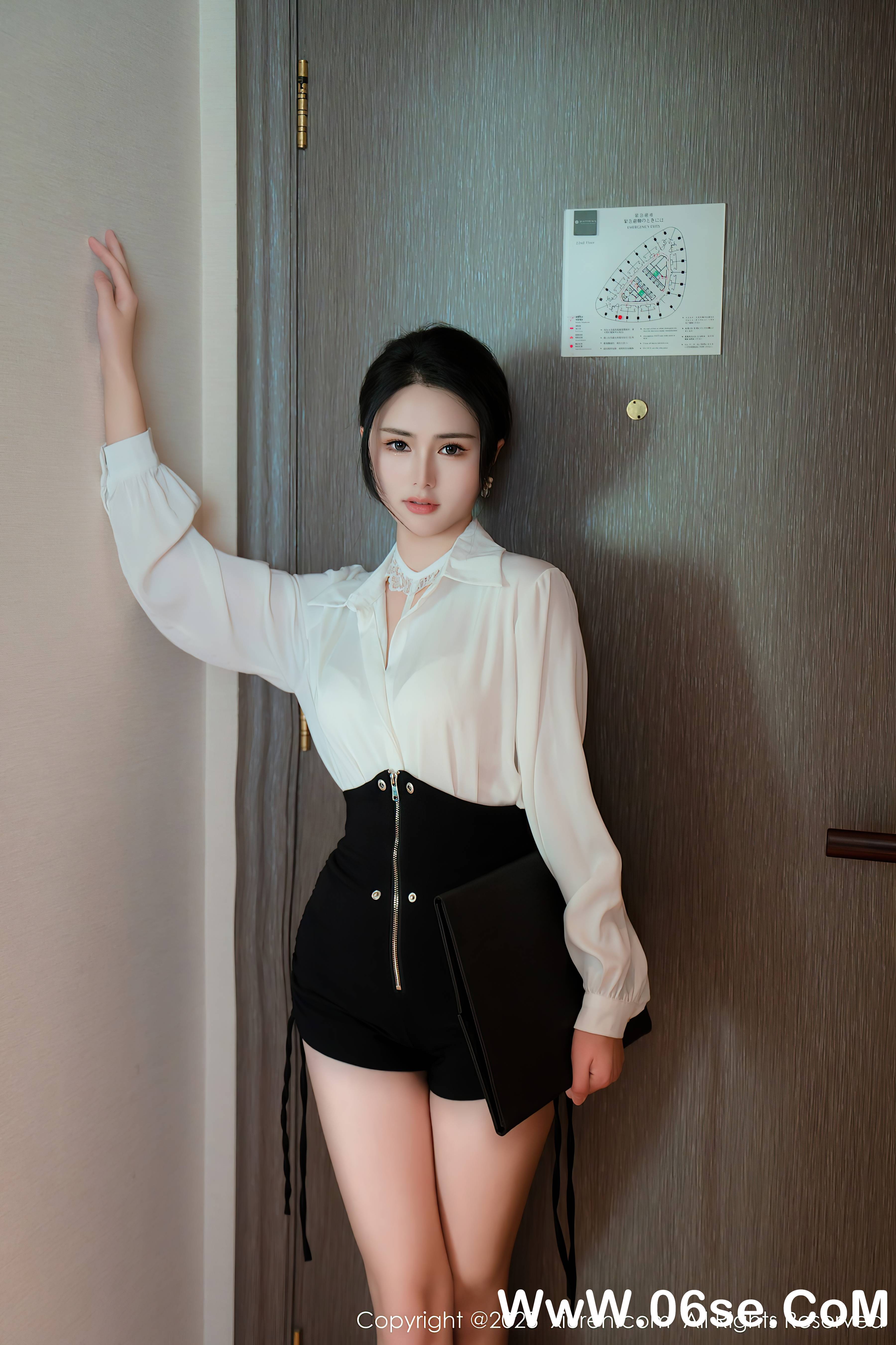 图片[13]-[XiuRen秀人网] 2023.04.04 NO.6520 艾希儿-六色网