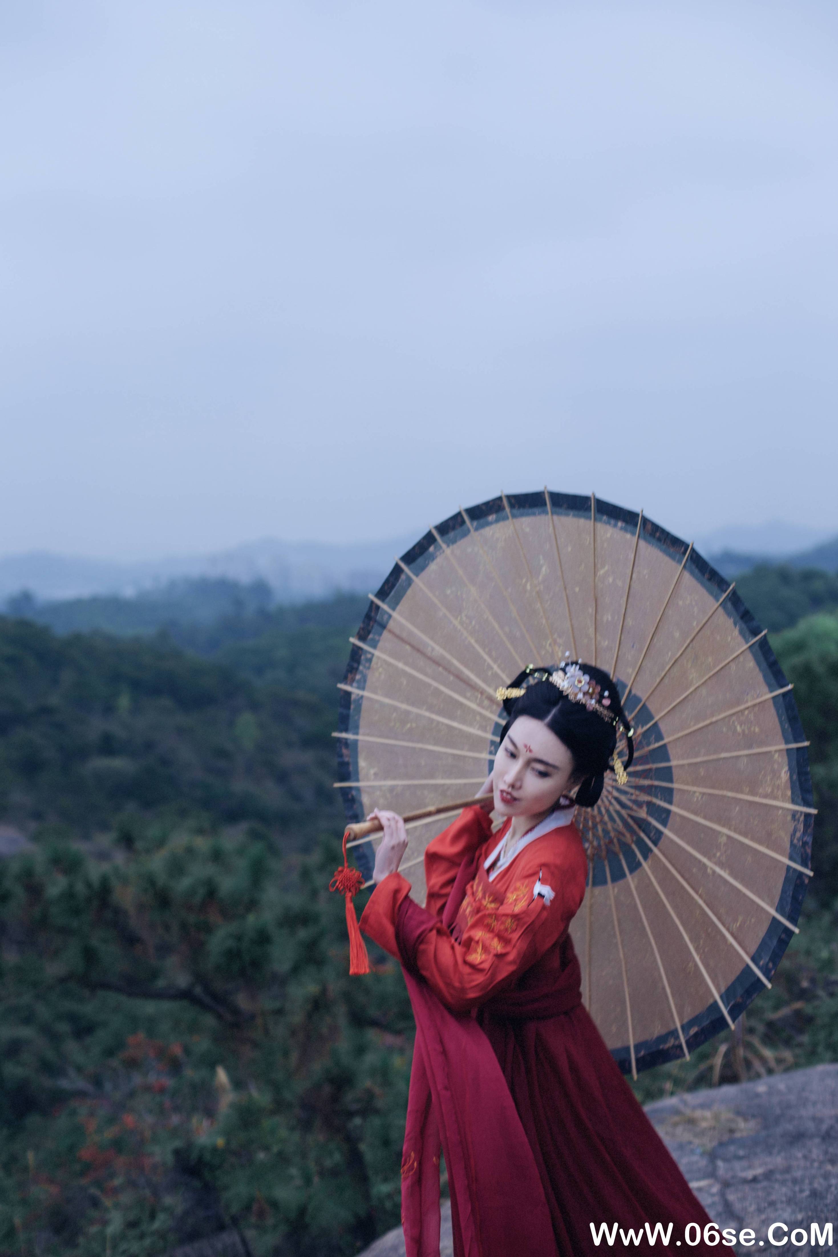 图片[23]-[YITUYU艺图语]2021.09.03 泠仙谣 逆逆[24+1P／249MB]-六色网