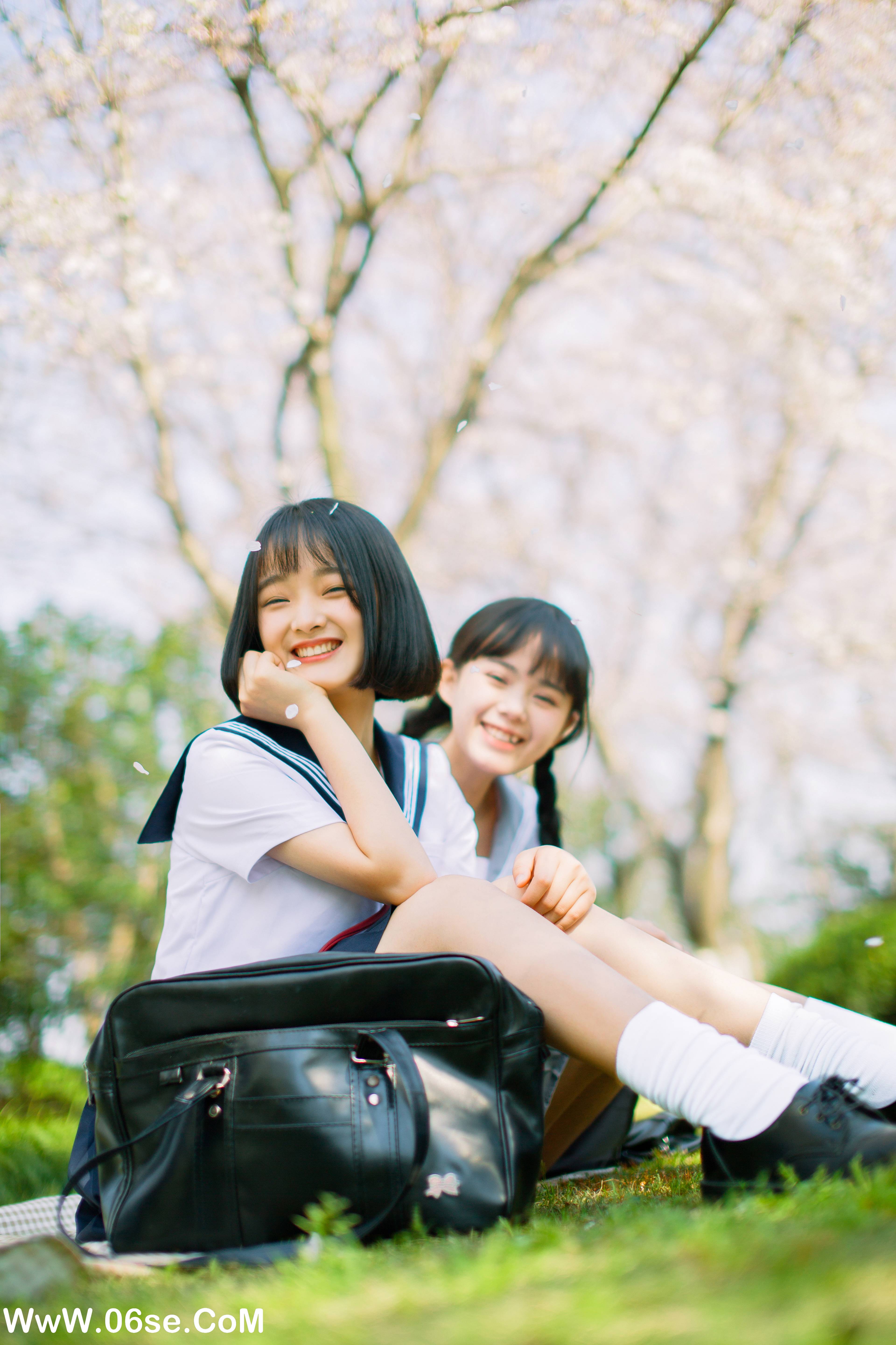 图片[31]-[YITUYU艺图语]2022.10.24 樱花少女 caoie-&聪儿ii[31+1P／353MB]-六色网