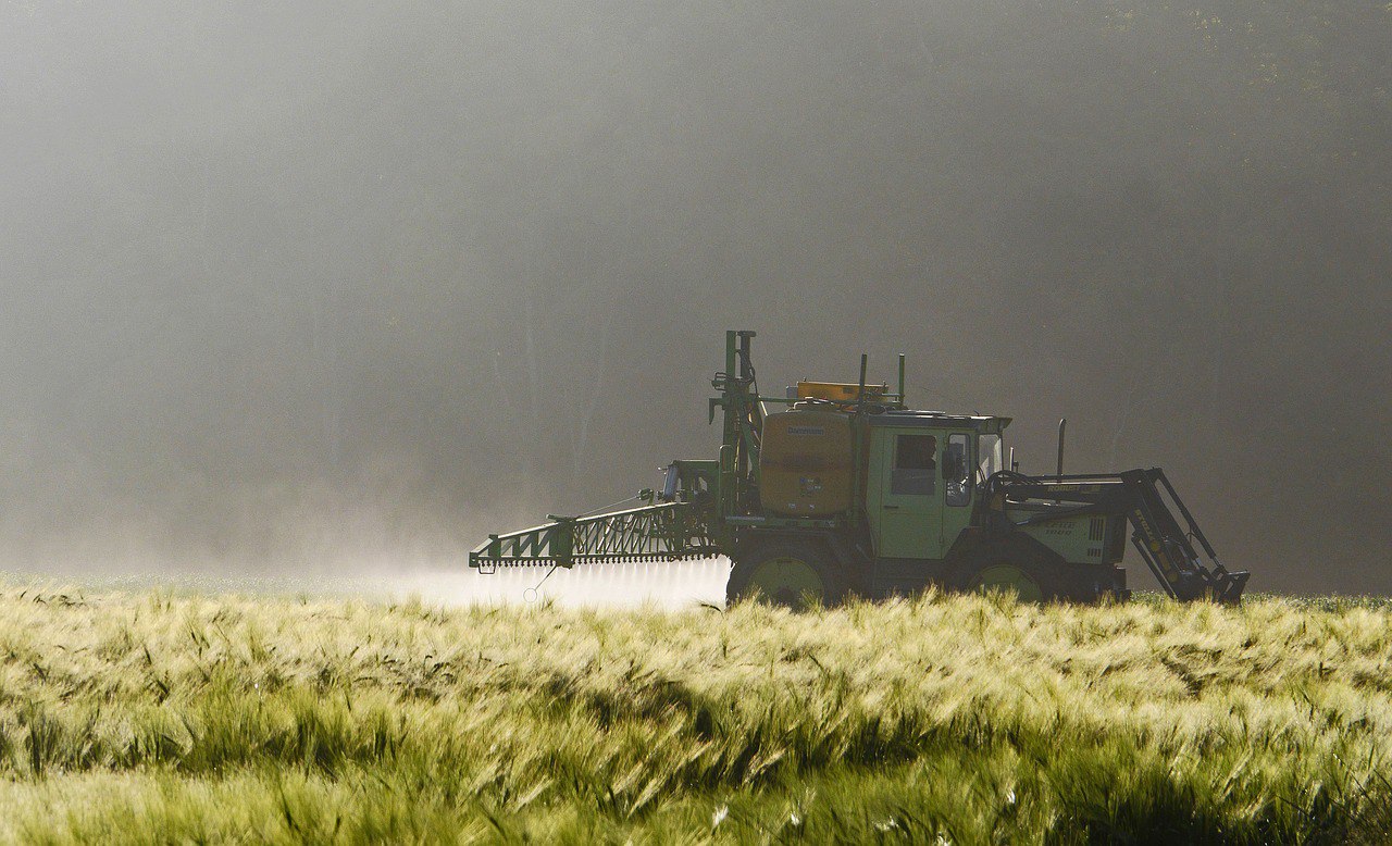 Евросоюз решил перестраховаться по поводу уровней остатков пестицидов в сельхозпродукции