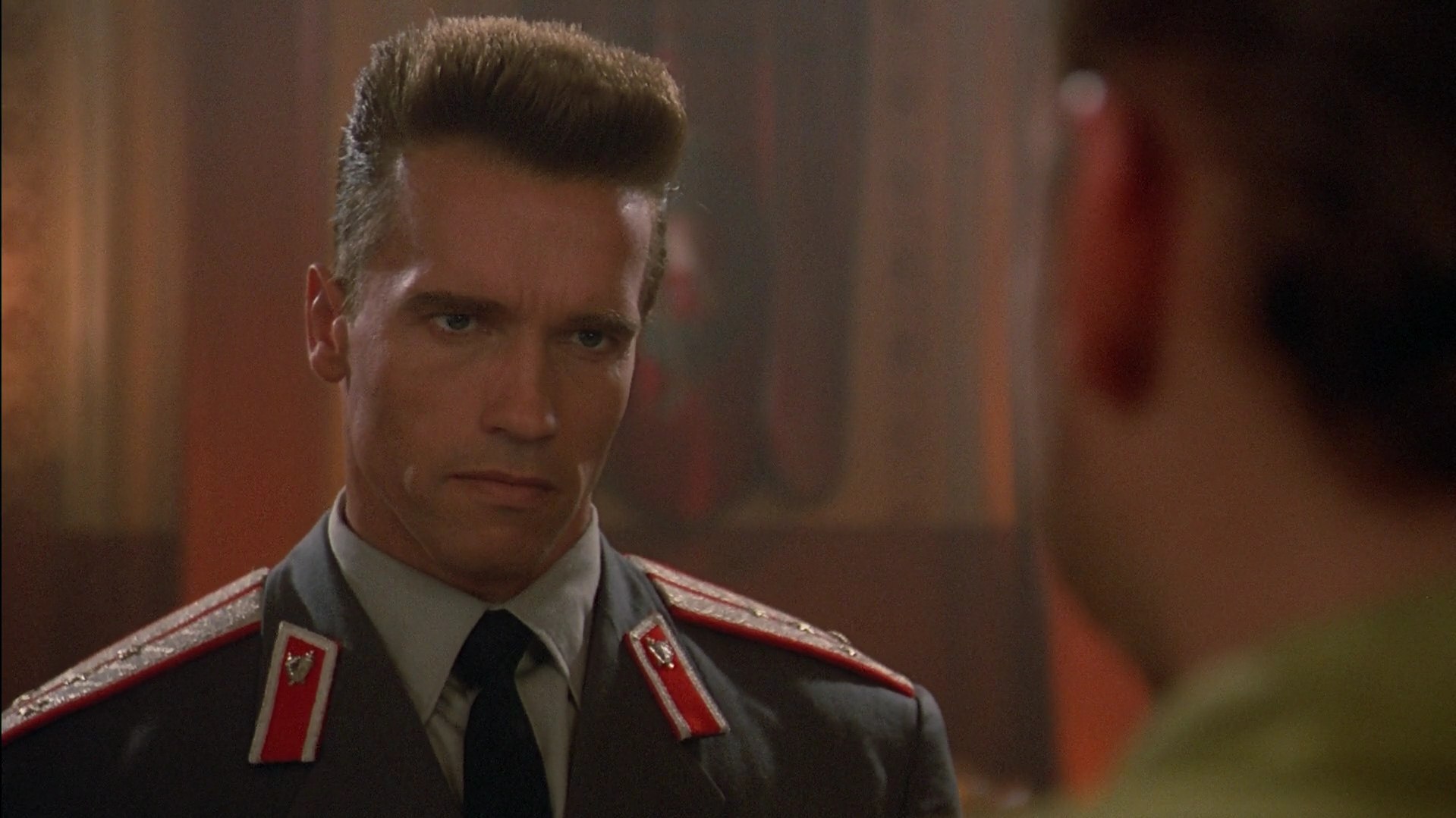 Красная жар. Красная жара / Red Heat (1988). Красная жара 1988 Арнольд Шварценеггер. Иван Данко красная жара. Иван Данко и фильм 