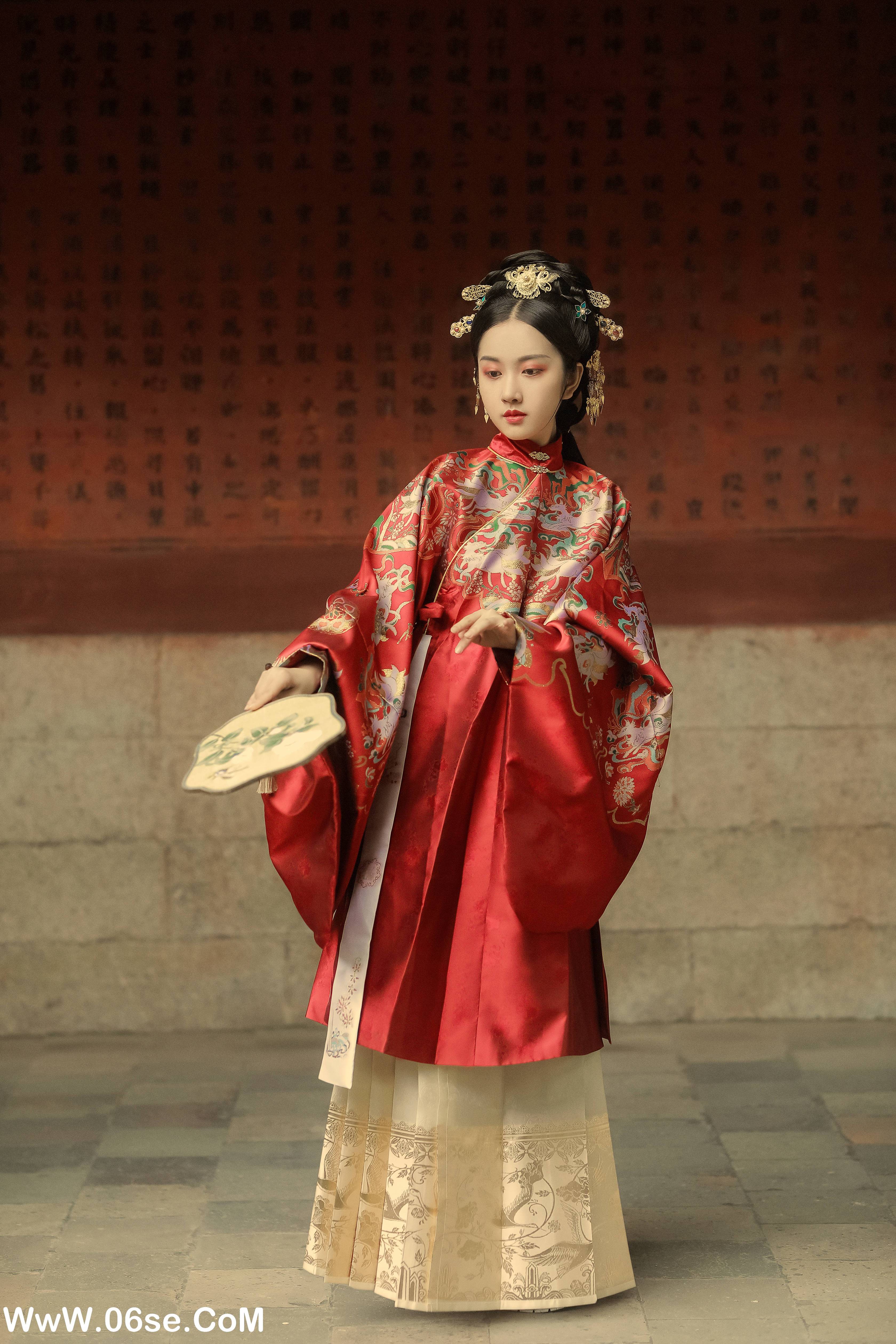 图片[21]-[YITUYU艺图语]2022.05.23 长安旧梦 令花羽[22P-613.6MB]-六色网