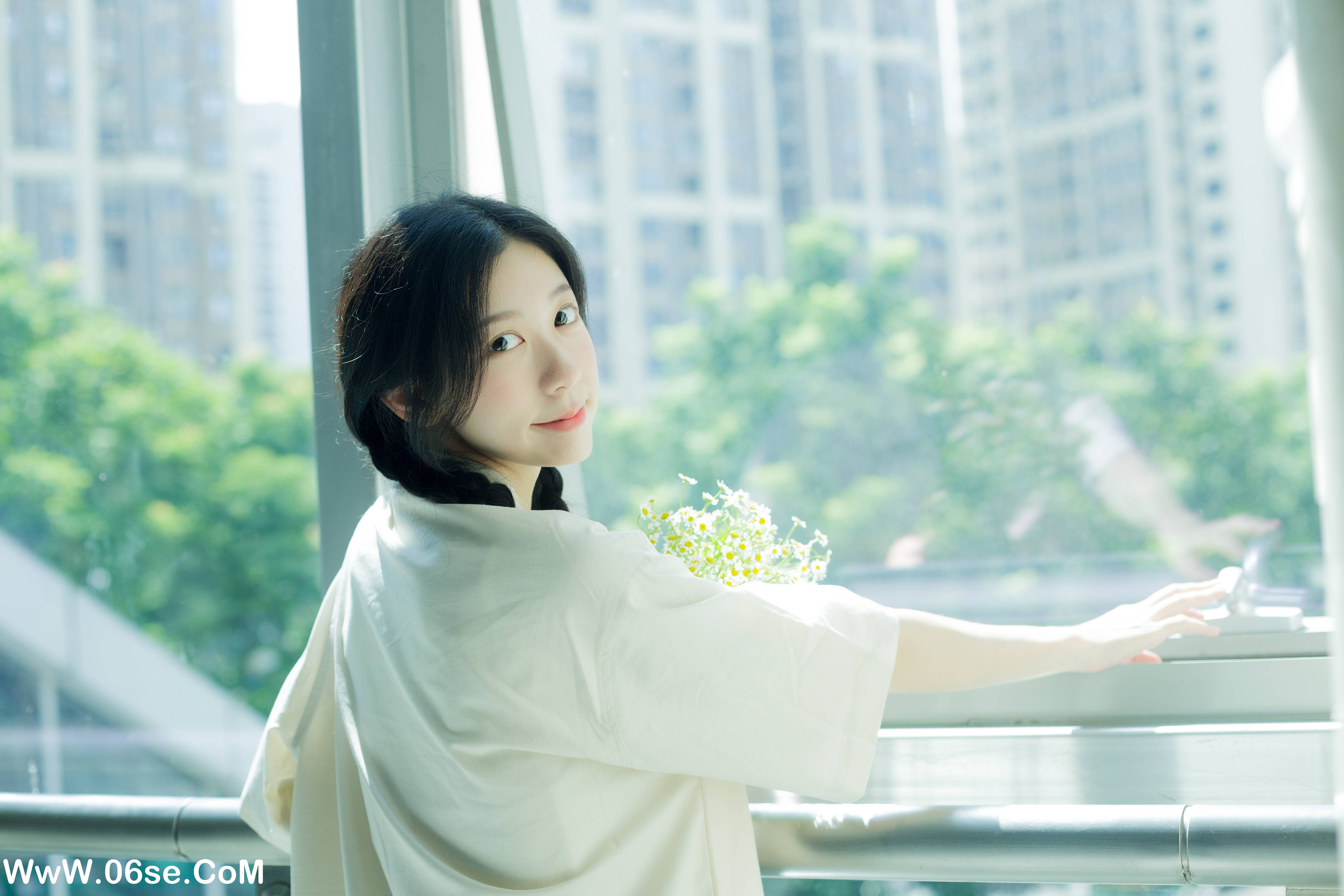 图片[12]-[YITUYU艺图语]2022.08.22 地铁奇遇记 饲猫少女-[38+1P／340MB]-六色网