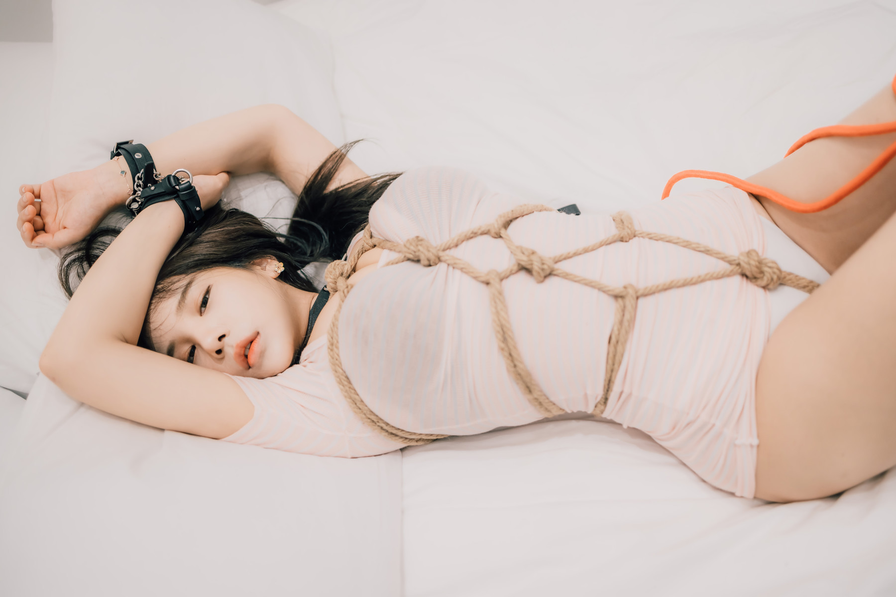 Zzyuri 쮸리, [SAINT Photolife] Rope Series Special Edition Set.01 17
