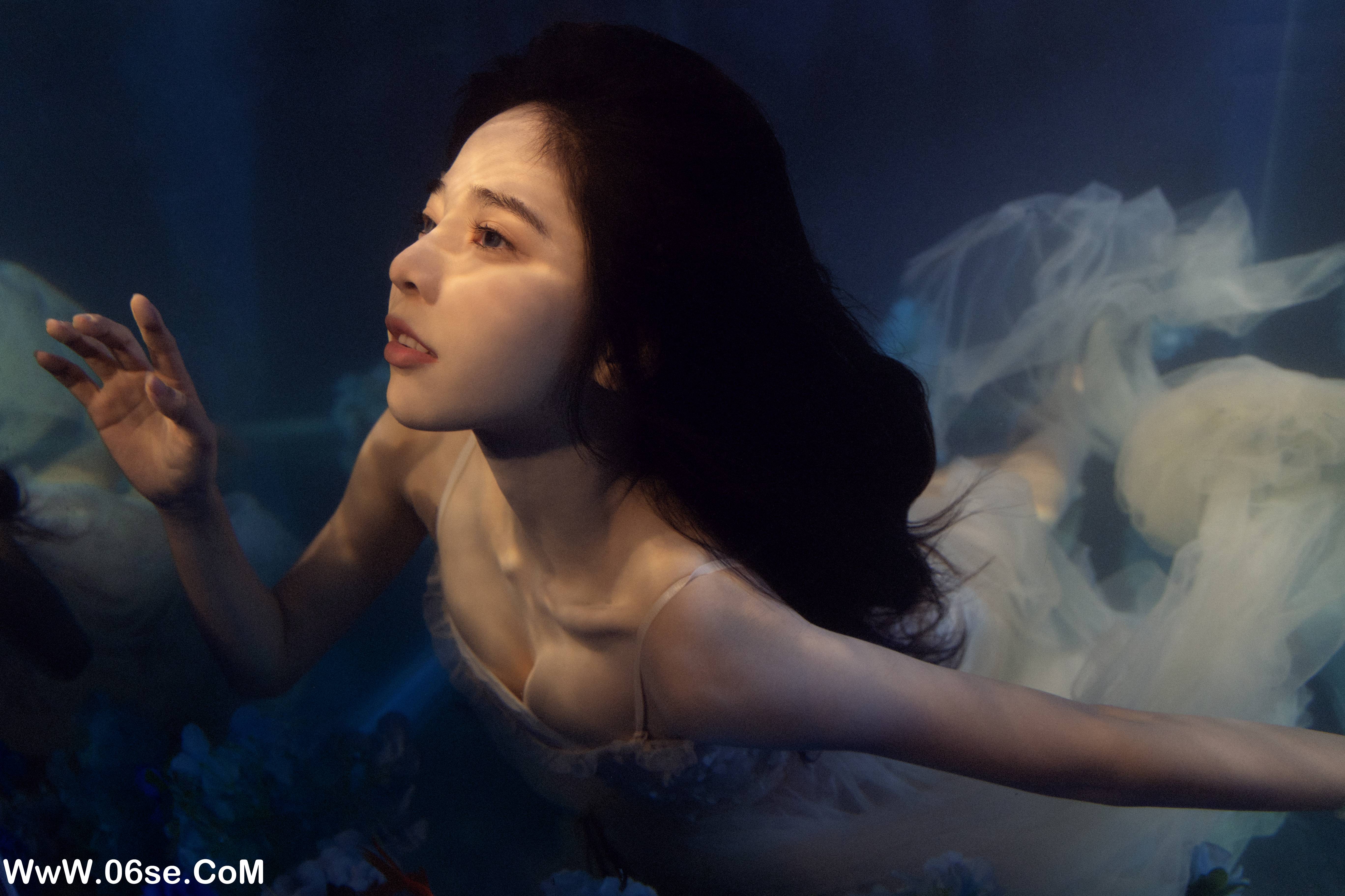 图片[26]-[YITUYU艺图语]2022.06.13 镜花水月 蛋蛋[35P-460.34MB]-六色网