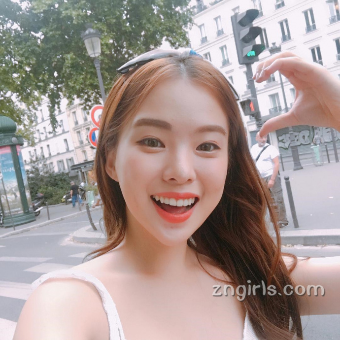 [Image: f245a16fd18c300b40e10.jpg]