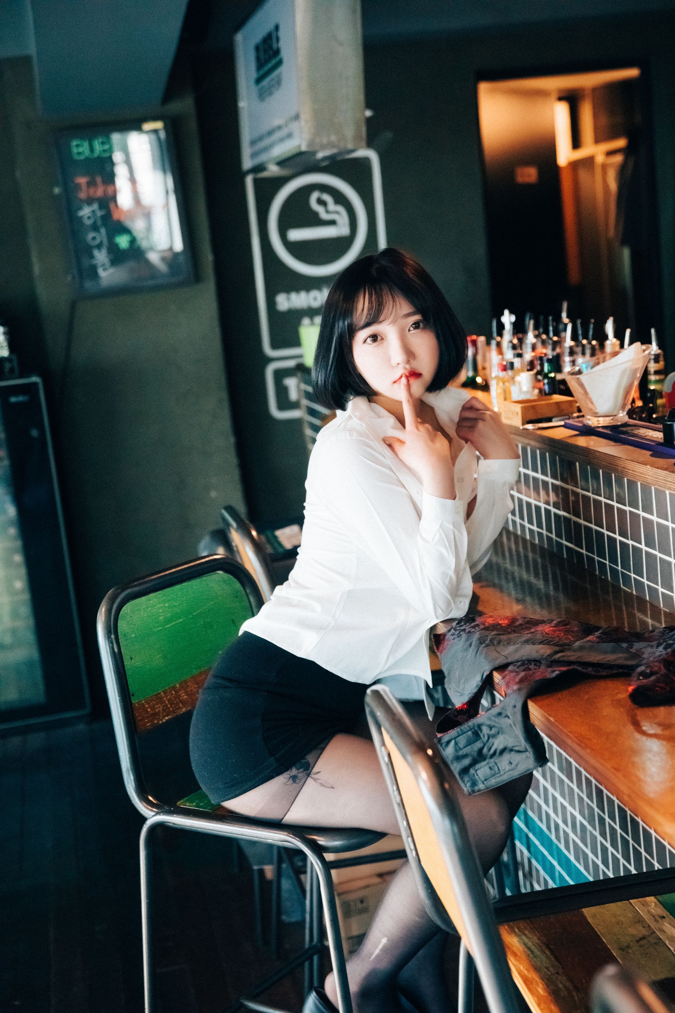 孙乐乐 - [Loozy] Son Ye-Eun (손예은) - Tainted Love Bar 37