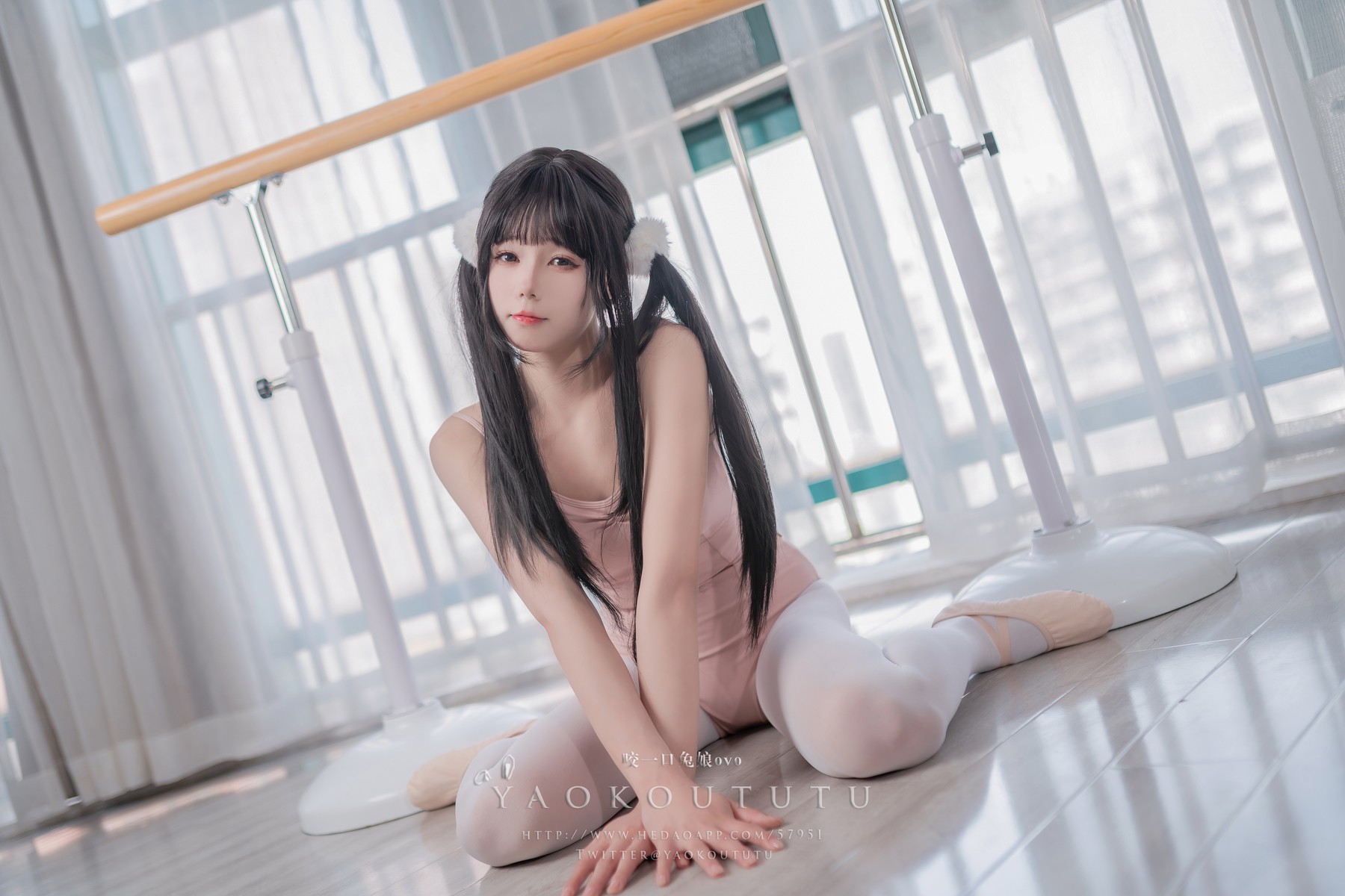 Cosplay 黏黏团子兔 来不及的舞蹈课 10