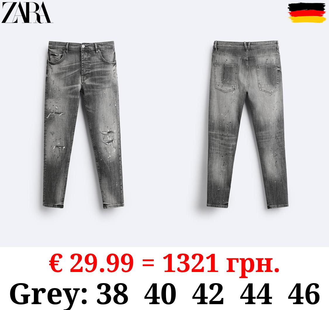 SKINNY JEANS WITH PATCHES