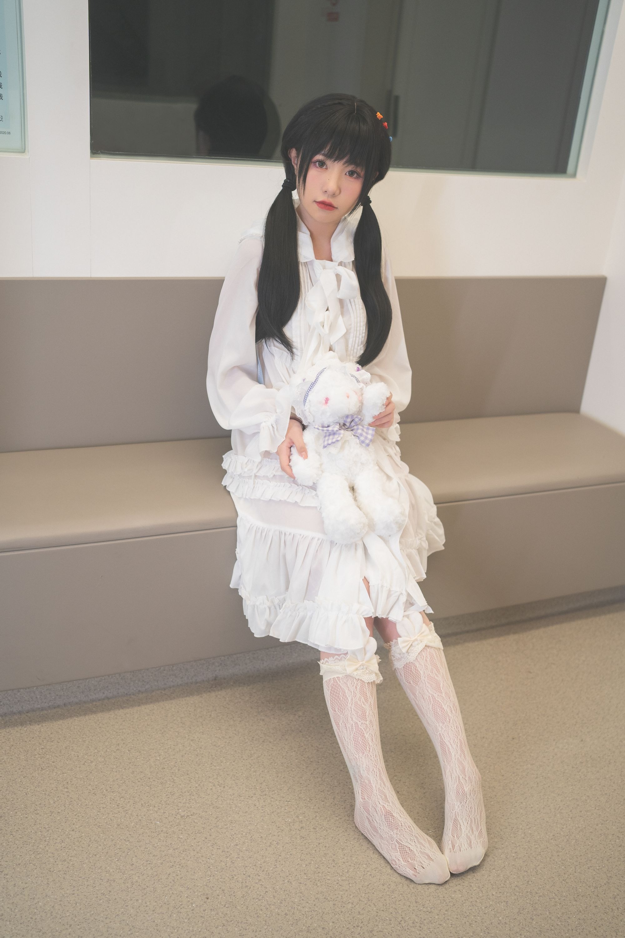 爆机少女喵小吉 深夜地铁 17