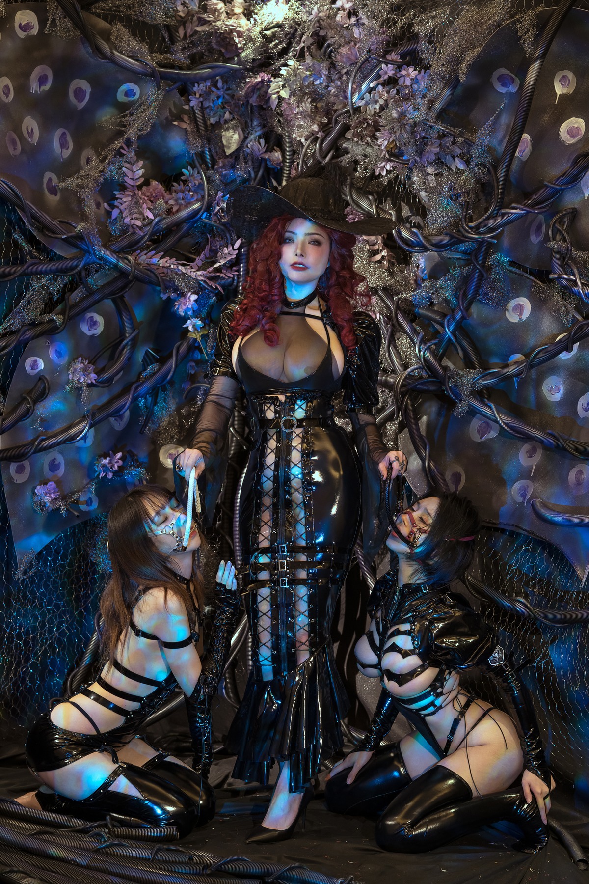 秋和柯基 Cosplay 莉莉丝 1