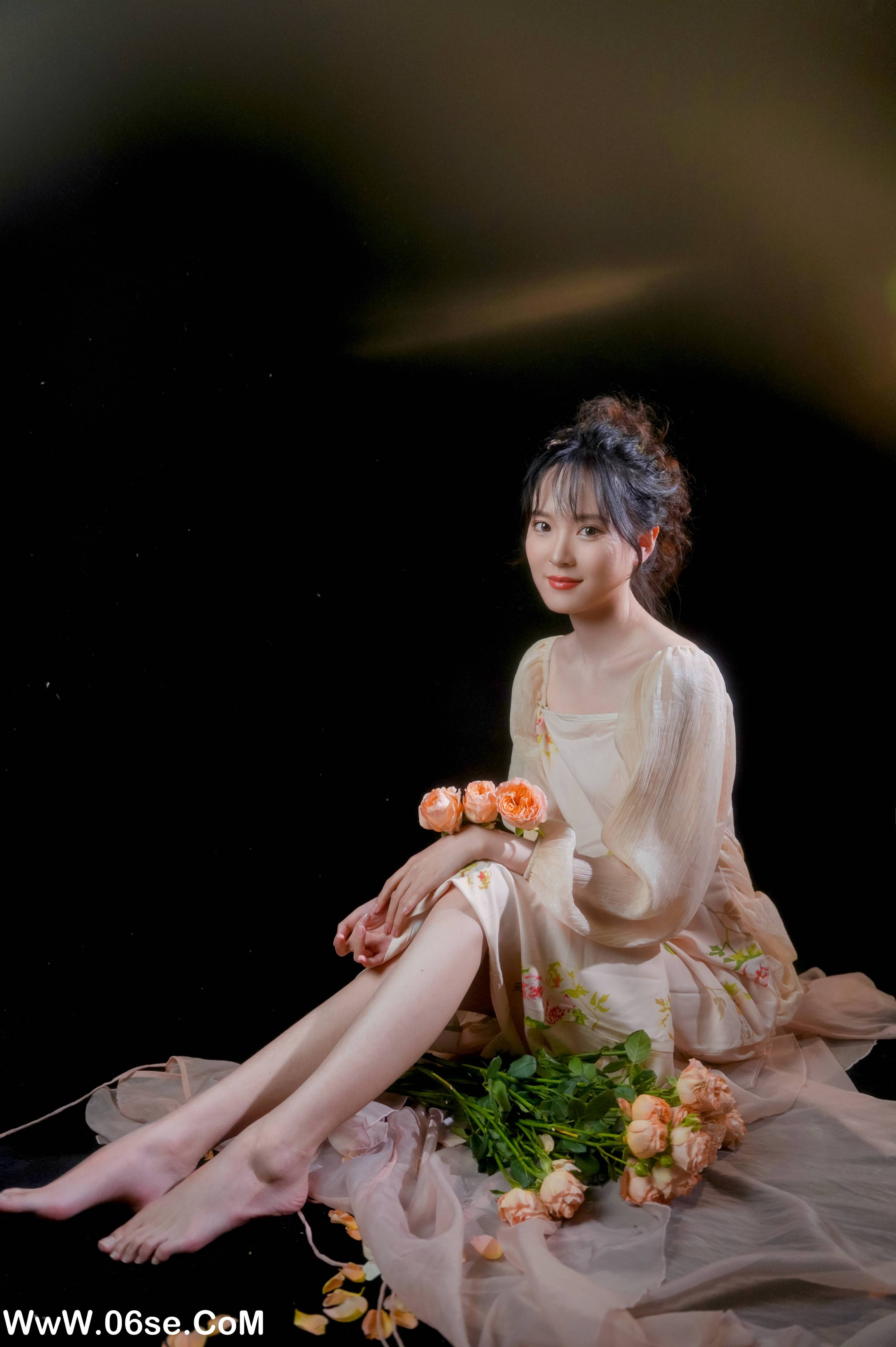 图片[17]-[YITUYU艺图语]2022.12.06 朱丽叶 三只喵[25+1P／208MB]-六色网