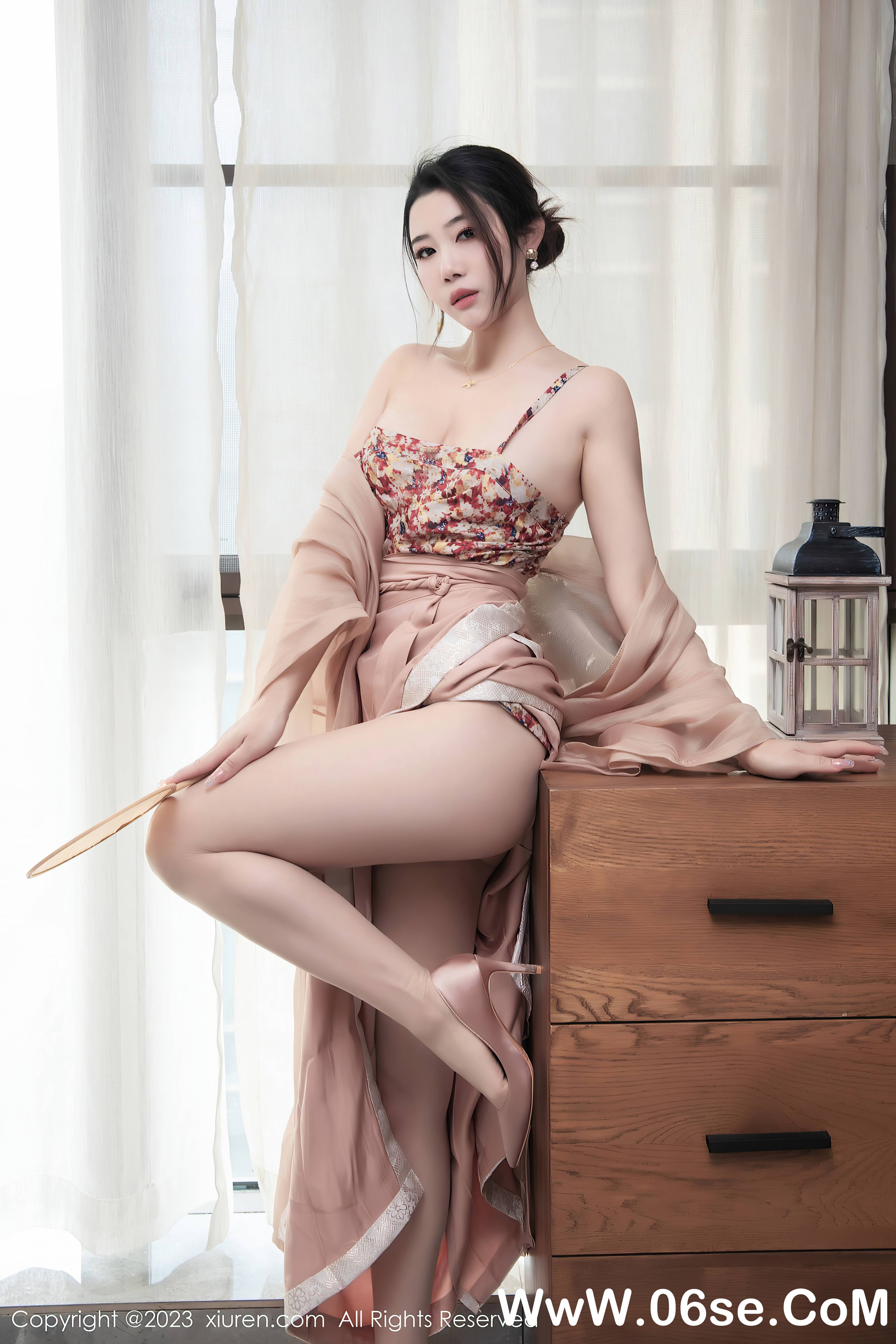 图片[35]-[XiuRen秀人网] 2023.03.23 NO.6457 严利娅Yuliya-六色网