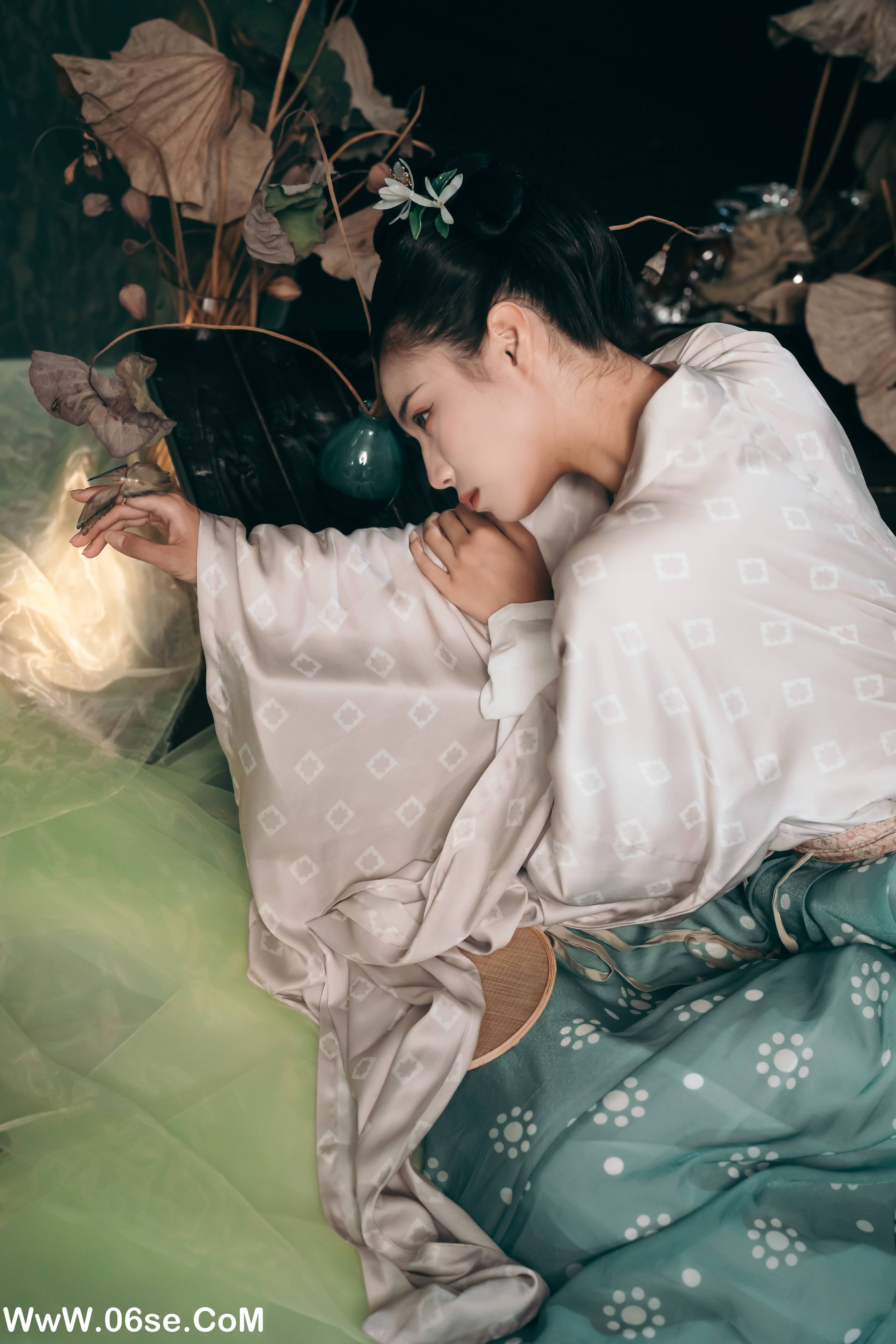 图片[31]-[YITUYU艺图语]2022.10.11 行香子 贰加六[31+1P／138MB]-六色网