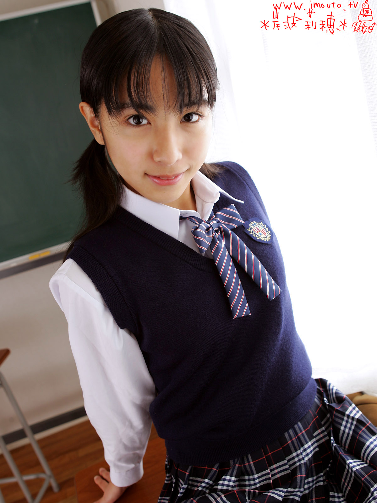 [Image: f33d23cc7e6024256f8b4.jpg]