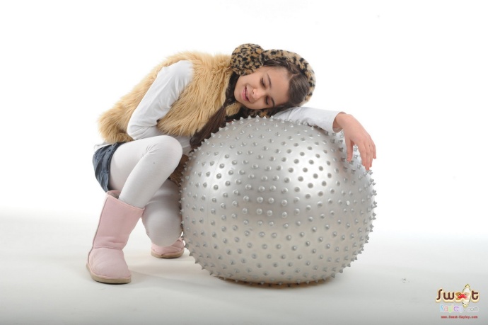 [Image: f375c1a6416f2f0d54fc4.jpg]