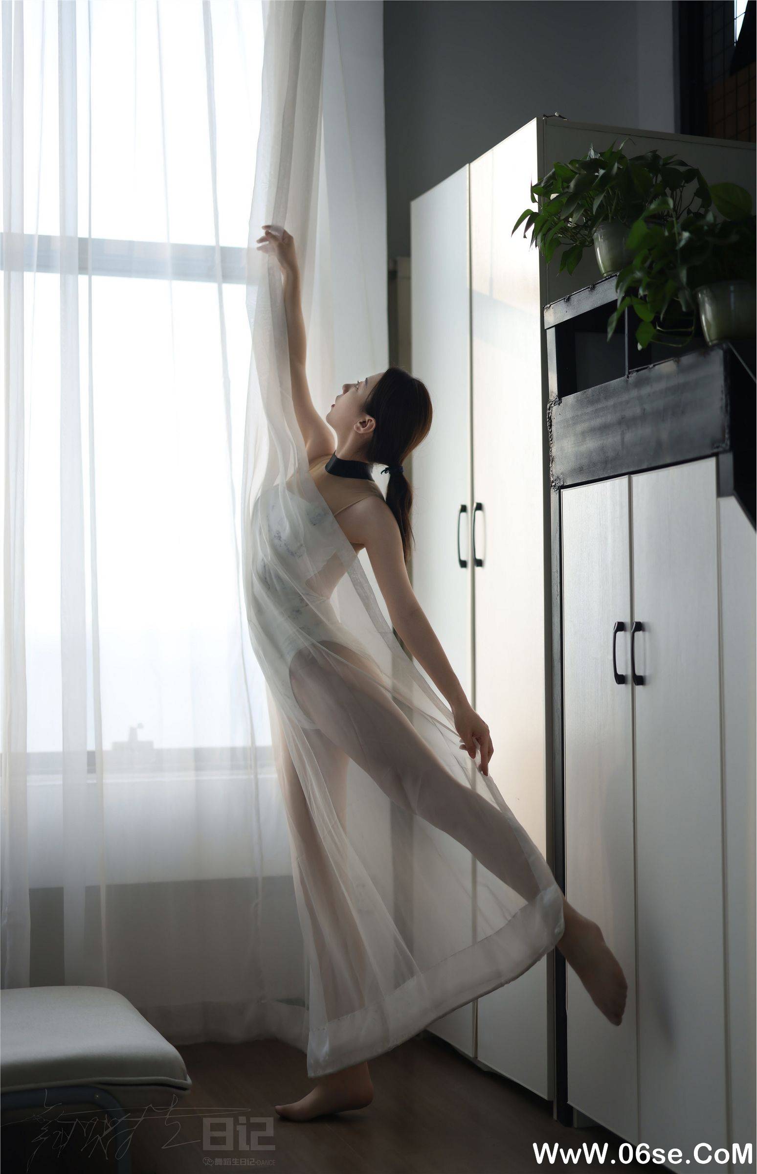 图片[16]-[GALLI嘉丽] 舞蹈生日记 068 – 子琪姐姐-六色网