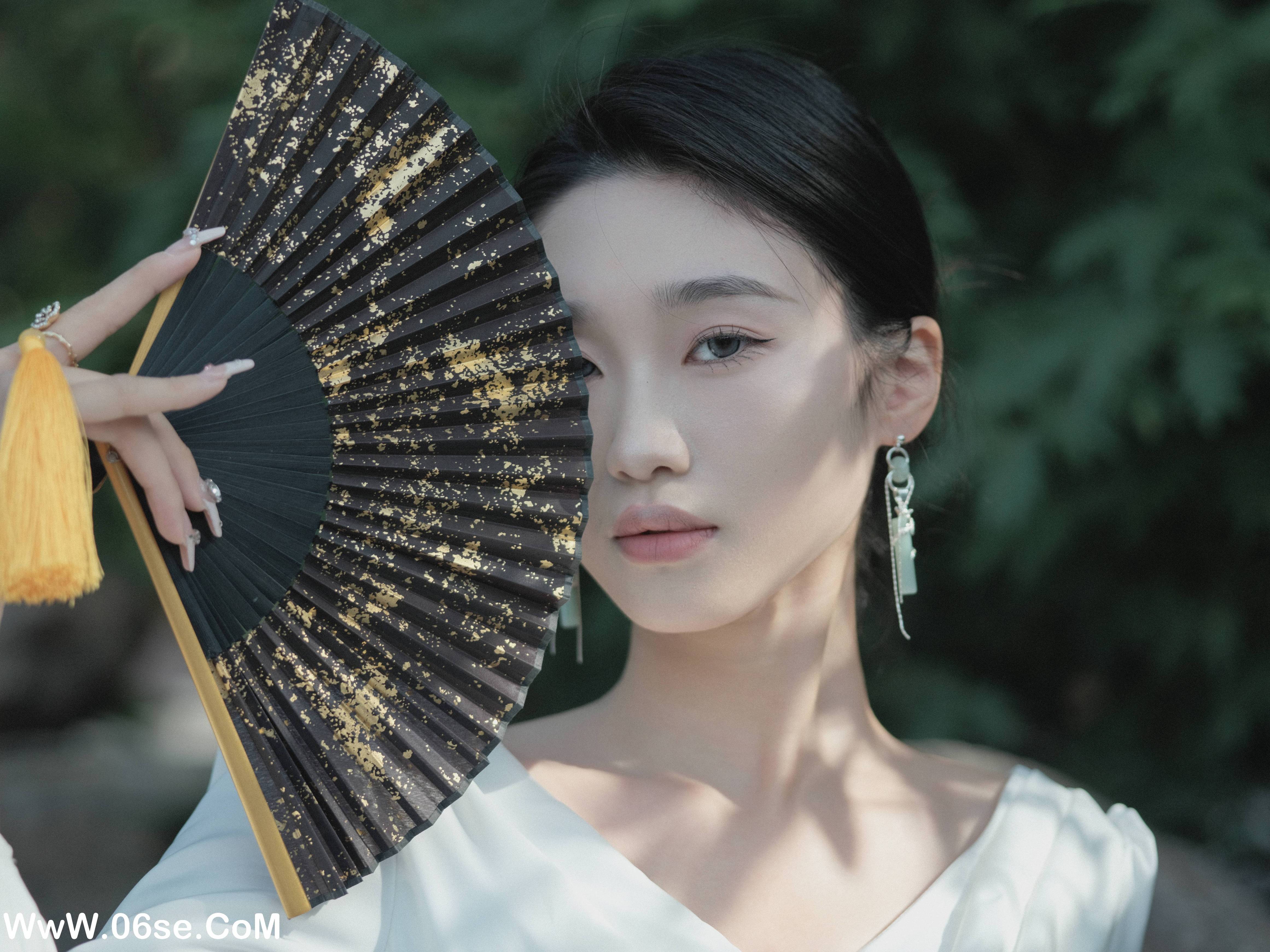 图片[28]-[YITUYU艺图语]2022.12.19 落叶飞花 likeu[46+1P／663MB]-六色网
