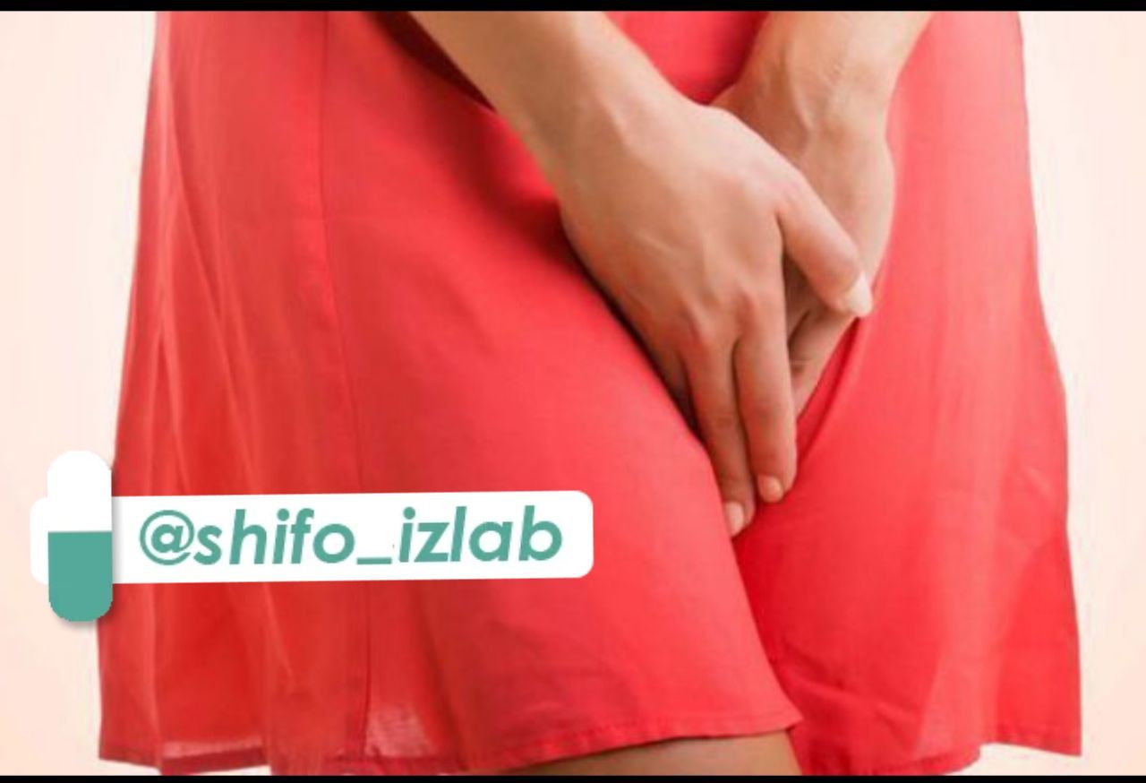 Porno onanizm qiz tugadi U qorqib ketdi va pichoq bilan jinsiy azosini kesib tashladi.