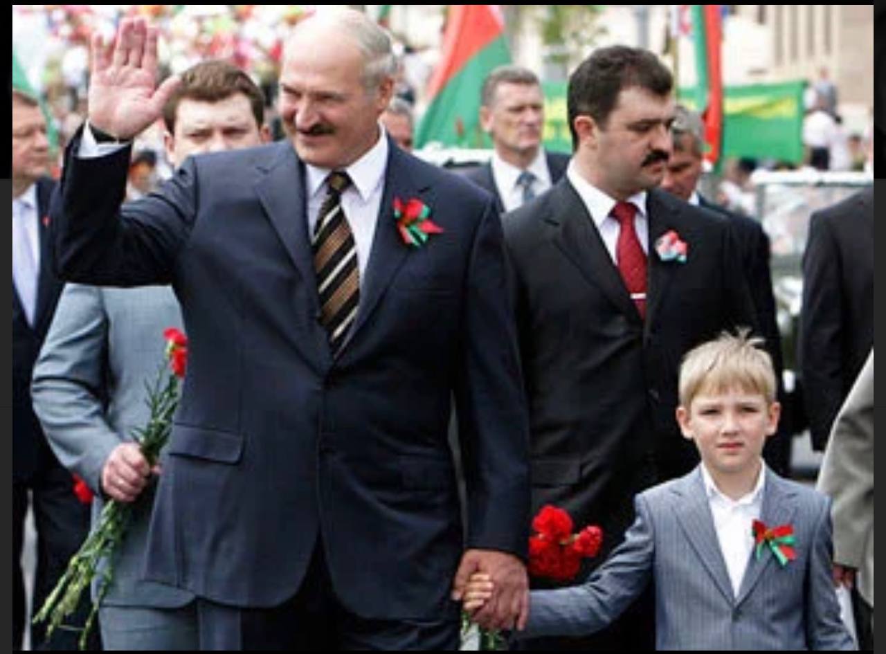 Наряды Лукашенко