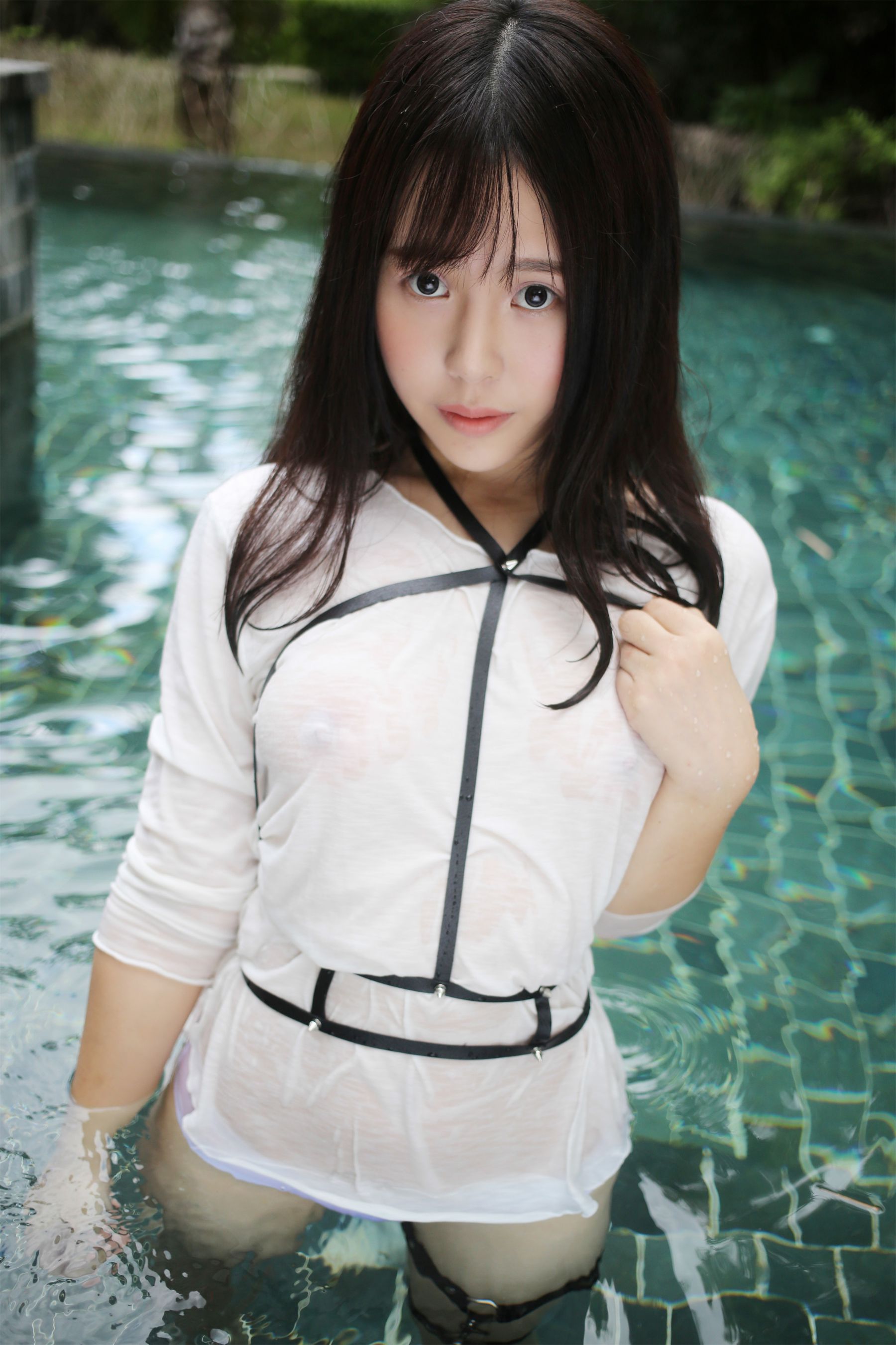 Evelyn艾莉《黑丝吊袜+泳池湿身》_[美媛馆MyGirl]_Vol.170-写真图集共51P 3
