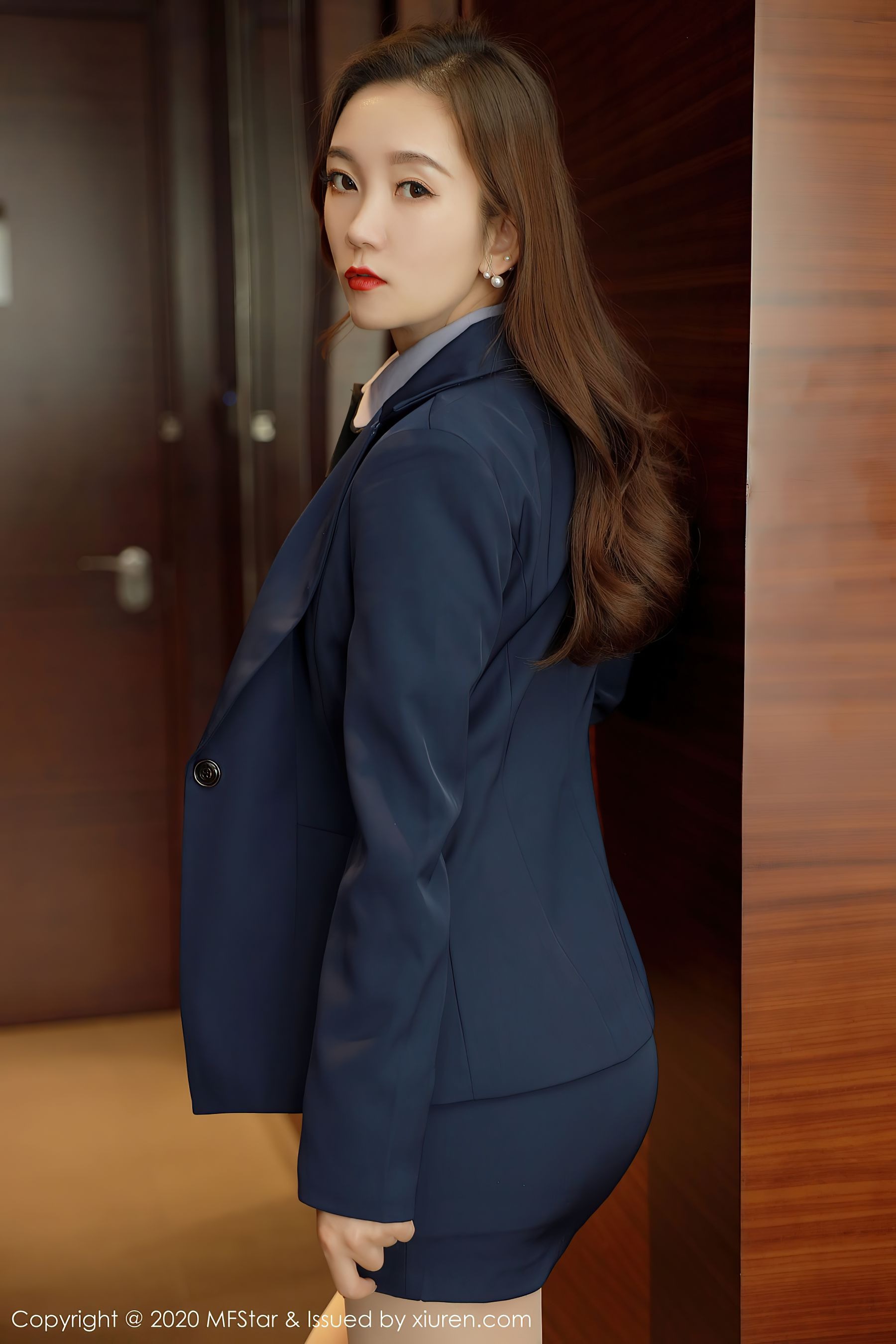 艾静香-[MFStar范模学院] 2020.12.16 Vol.425[45P] 10