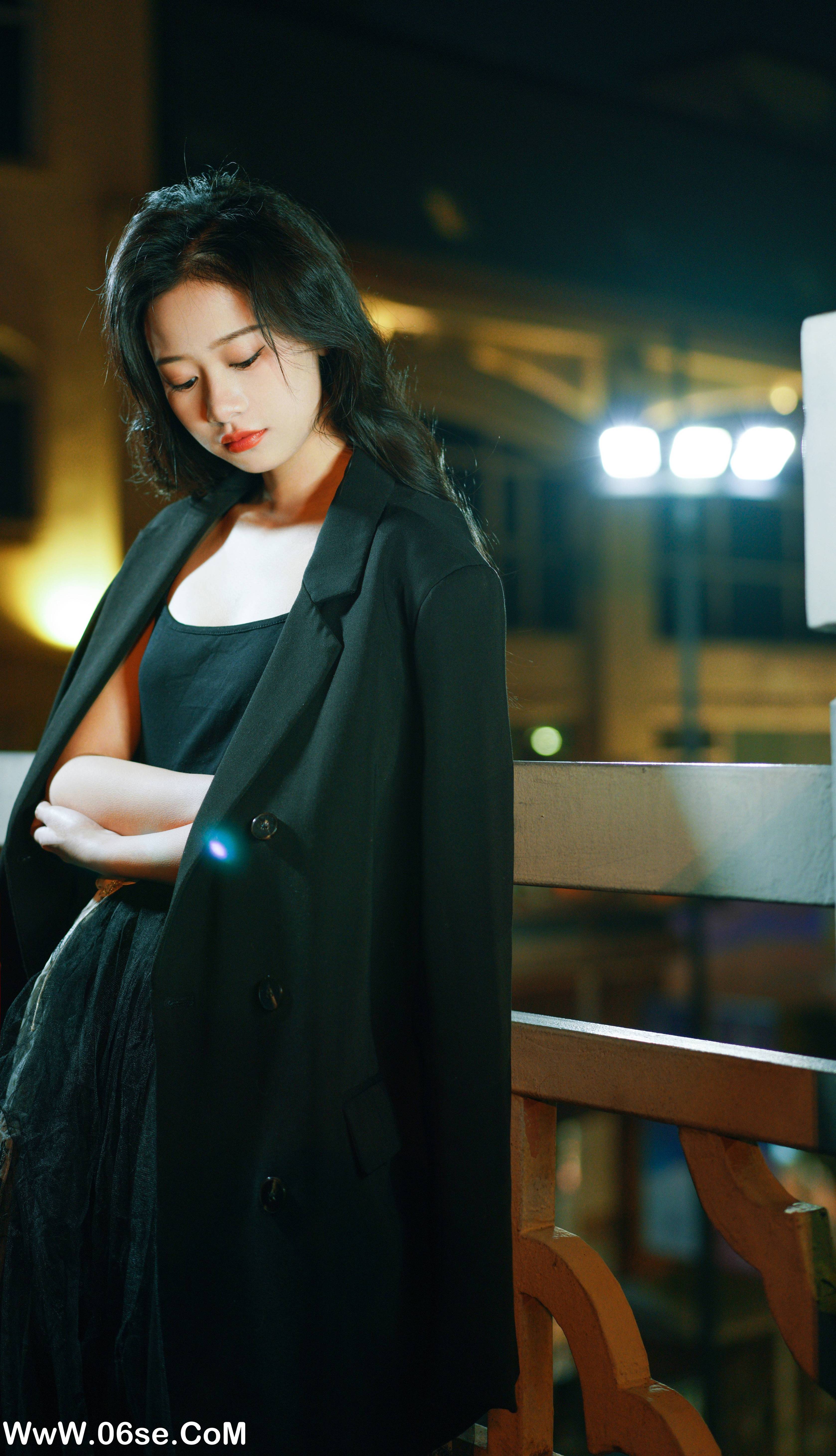 图片[4]-[YITUYU艺图语]2022.12.24 夜巷 旺旺小小舒[21+1P／420MB]-六色网