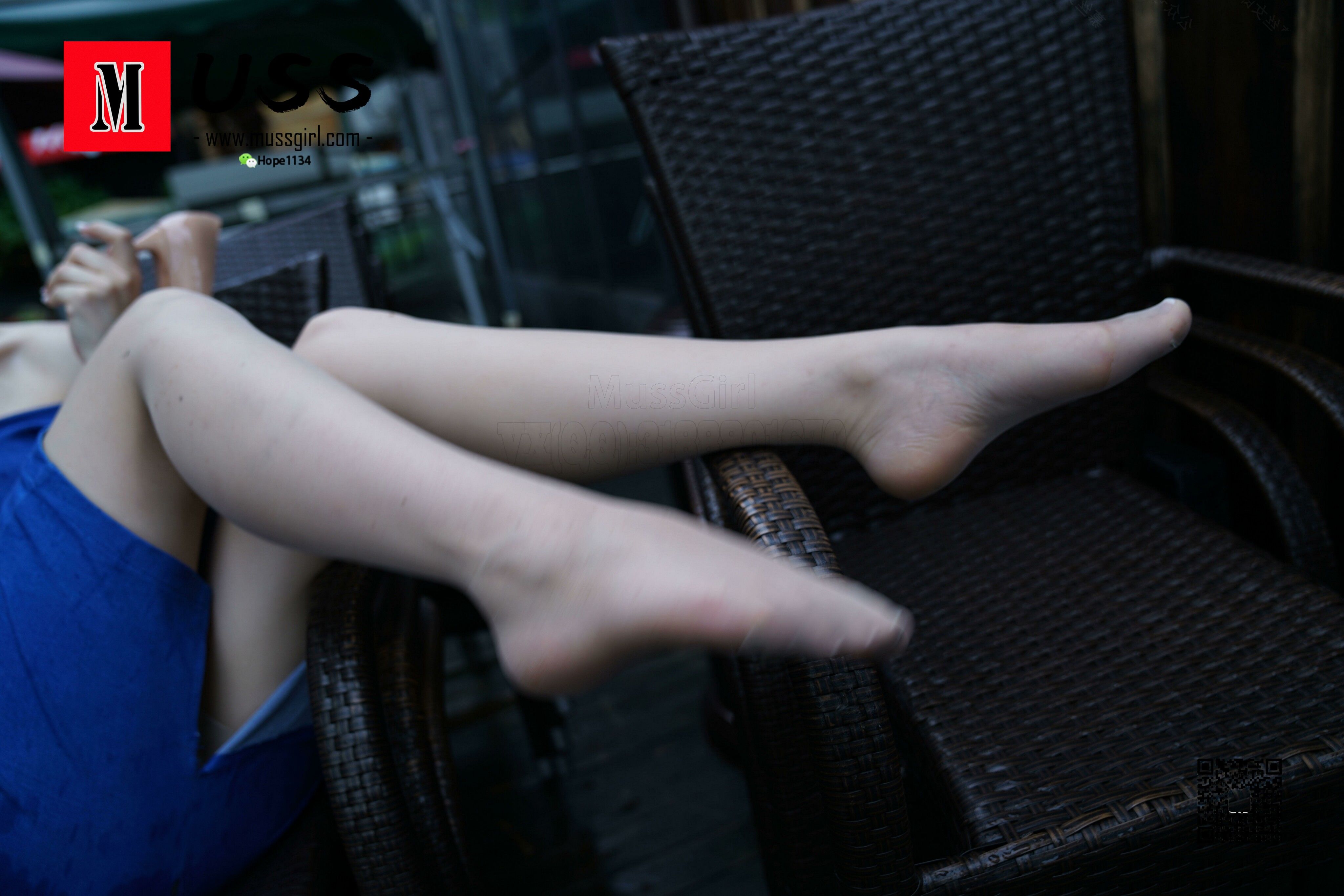 [慕丝女郎MussGirl]_No.195_你以为她喜欢喝的是伏特加-写真图集共81P 5