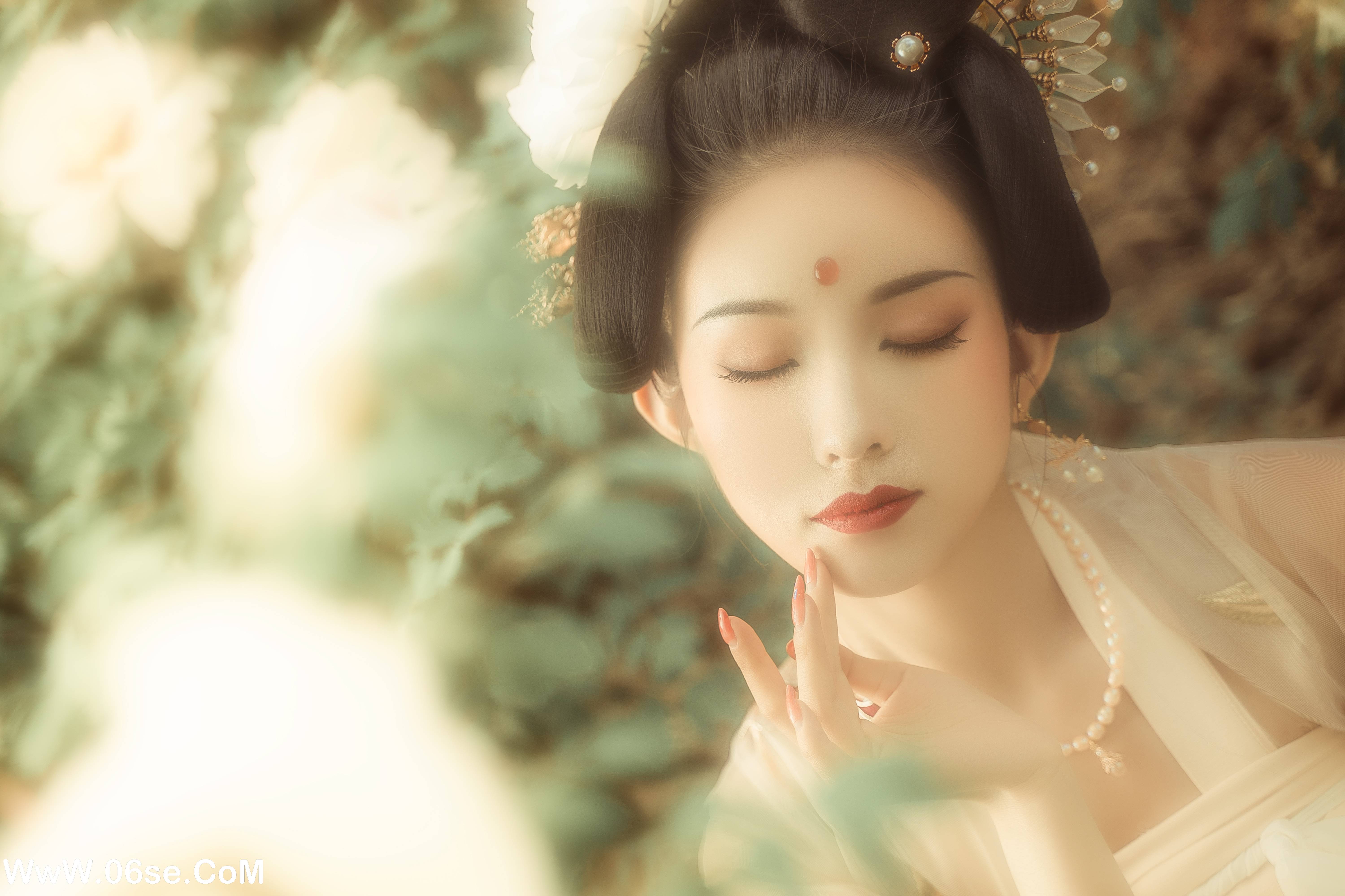 图片[20]-[YITUYU艺图语]2022.09.20 花想容 笔墨瞎伺候[34+1P／270MB]-六色网