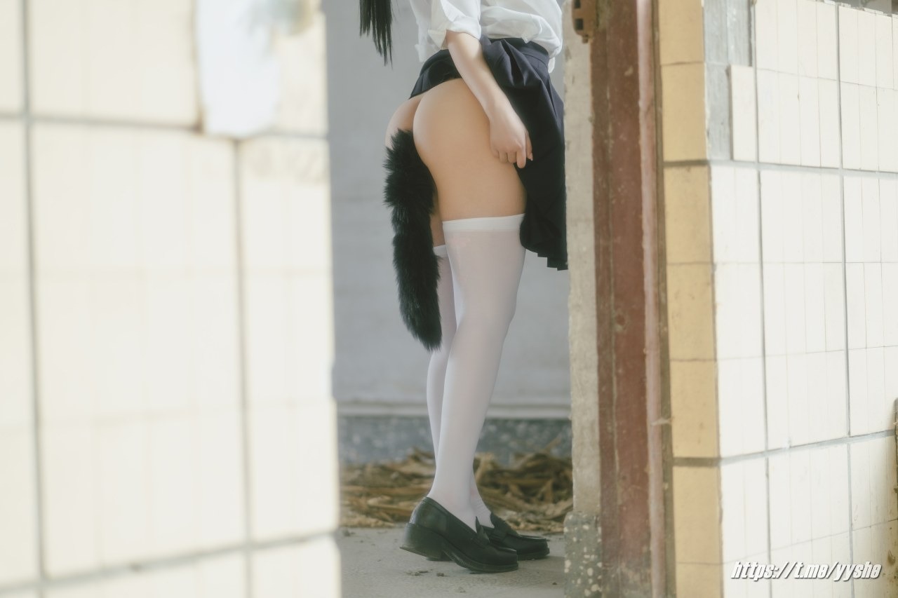 桜井宁宁 - 废墟jk [74P] 25